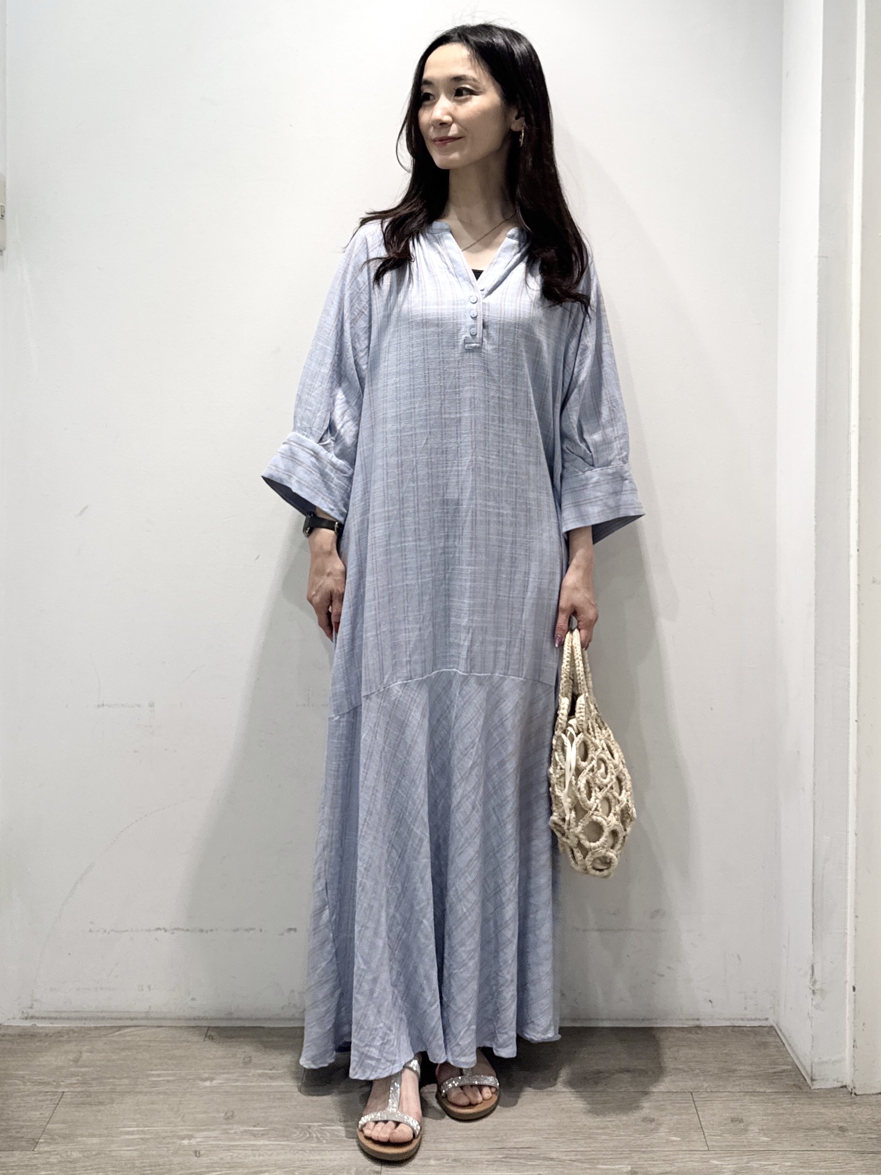 yuicciさんの「OPAQUE.CLIP｜キーネックロングワンピース【洗える】」を使ったコーディネート