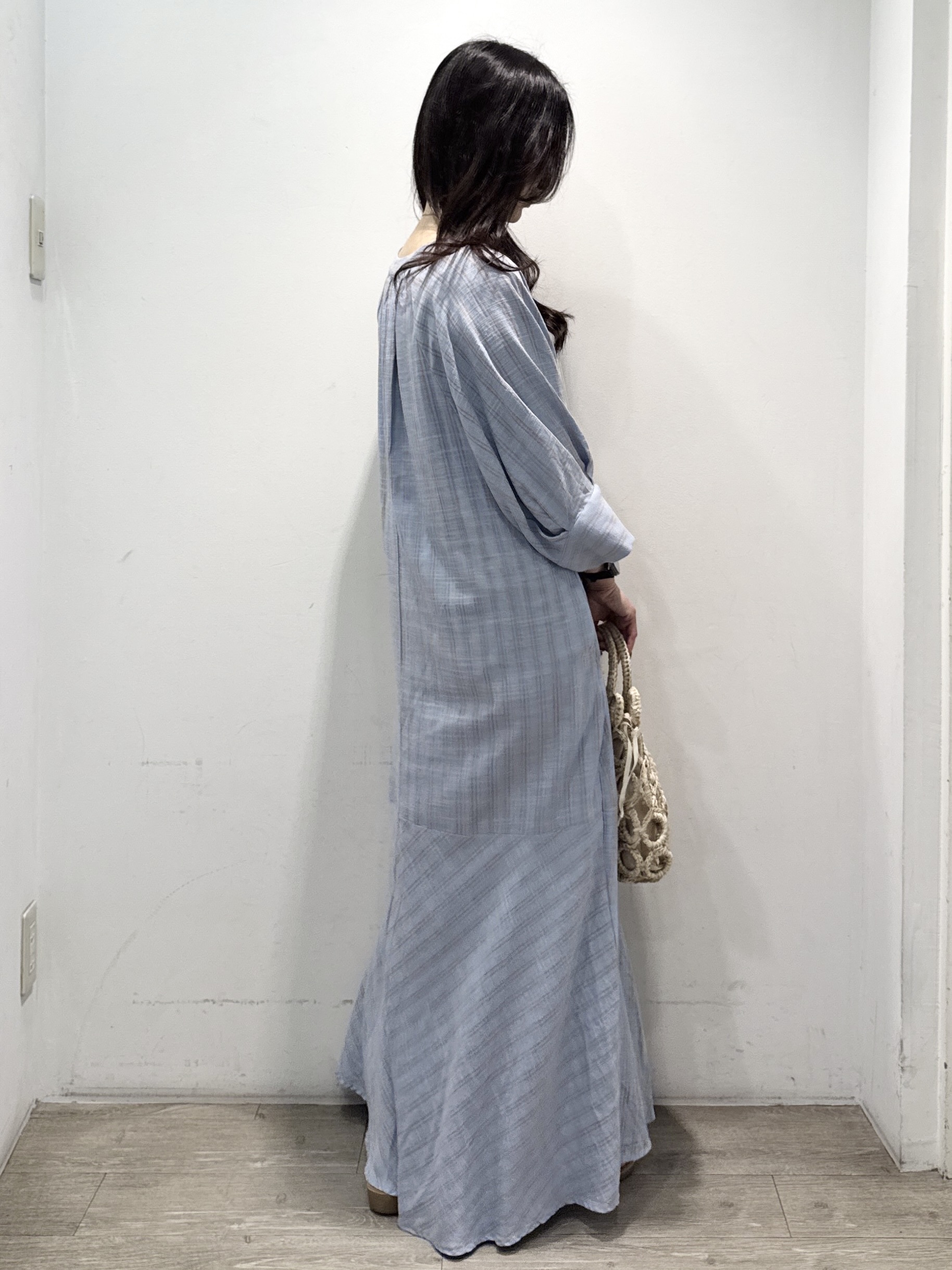 yuicciさんの「OPAQUE.CLIP｜キーネックロングワンピース【洗える】」を使ったコーディネート
