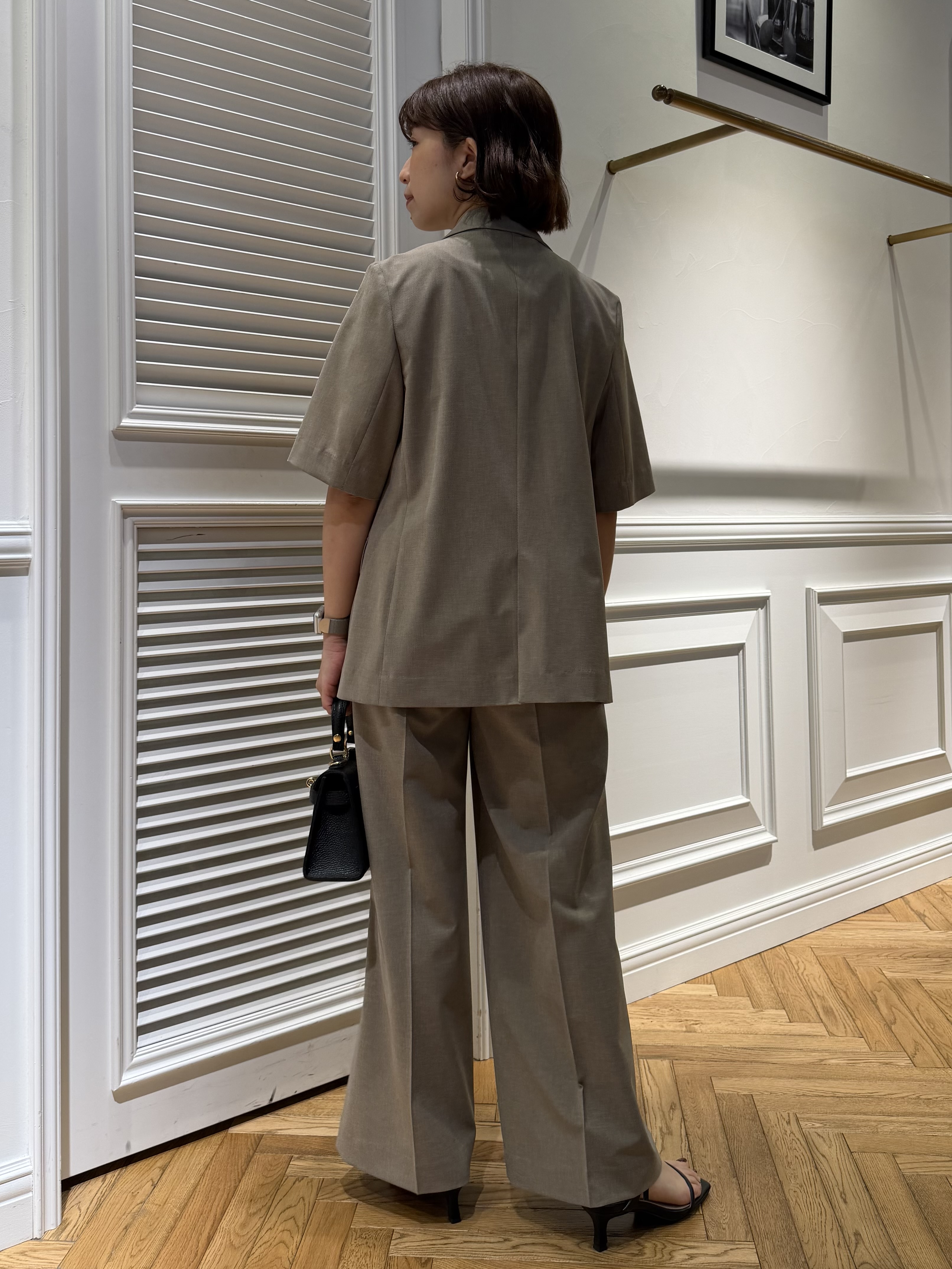 つじ まこさんの「DRESSTERIOR｜【otonaMUSE5月号掲載/セットアップ可】ウォッシャブルイージーサマージャケット」を使ったコーディネート