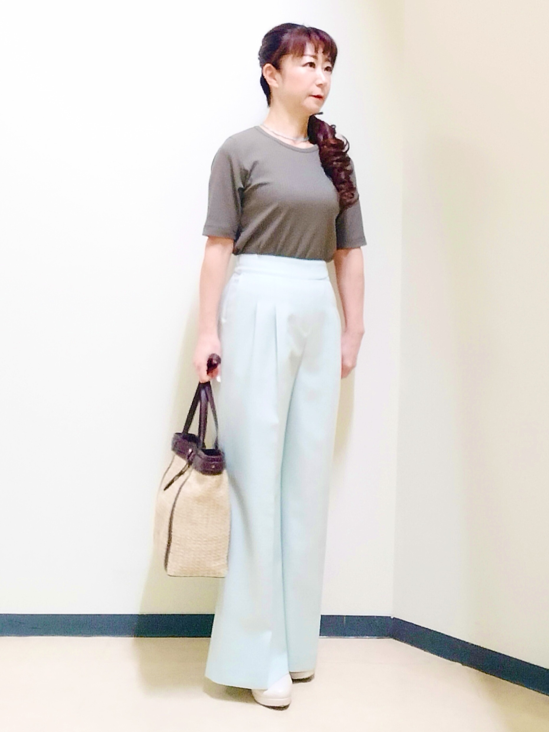 花さんの「Reflect｜【インナーにおすすめ◎】クルーネックストレッチリブトップス」を使ったコーディネート