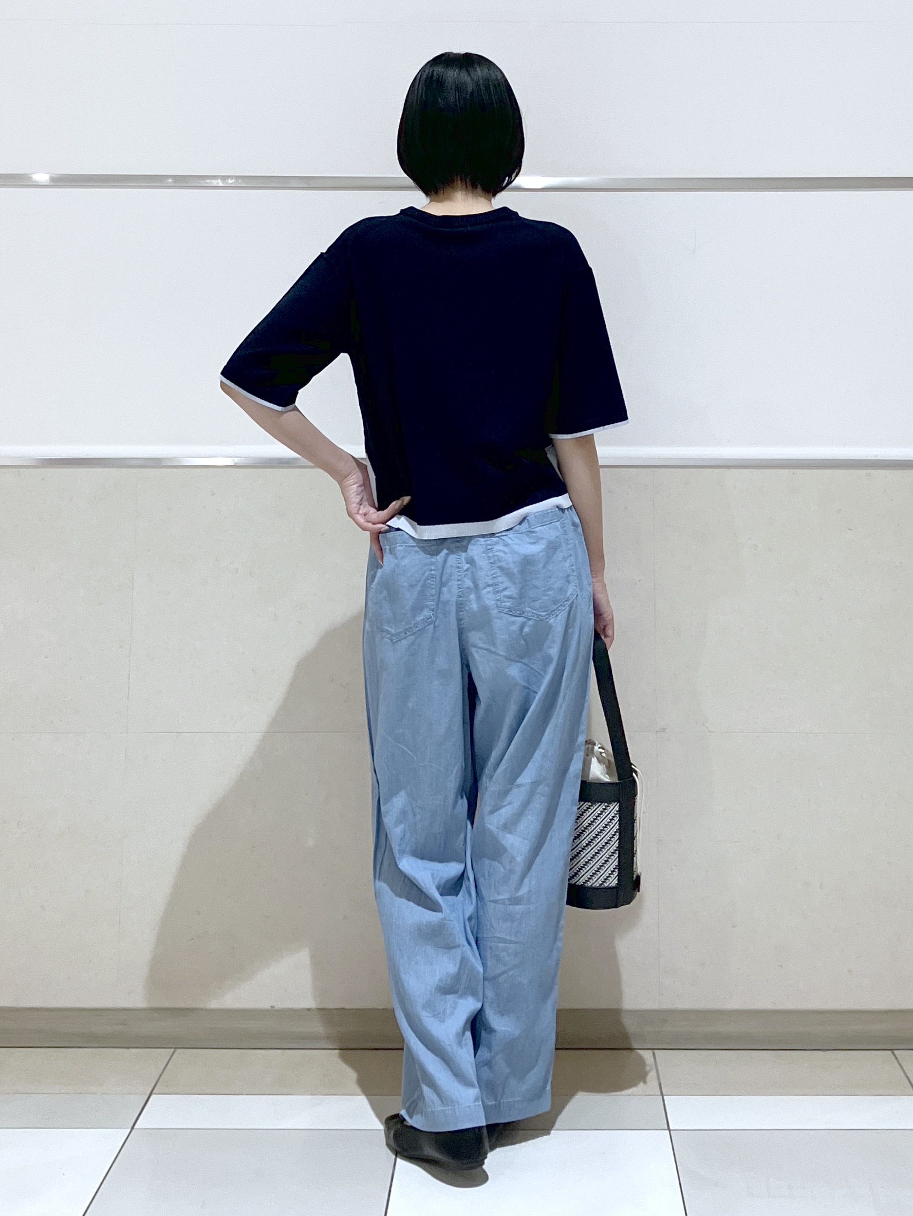 eriko さんの「Dessin｜【洗える】バイカラーボクシーシルエットニット」を使ったコーディネート