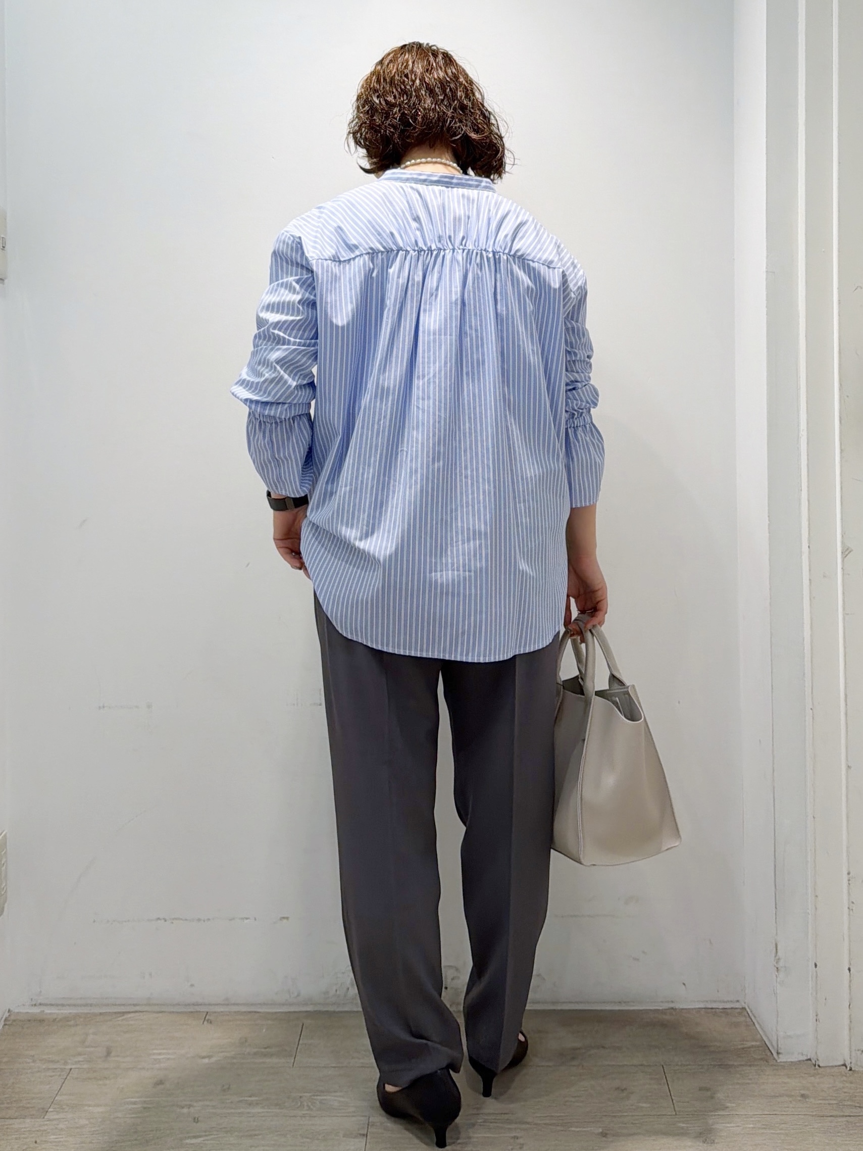 sumicaさんの「OPAQUE.CLIP｜キャンディスリーブシャツ【洗濯機OK】」を使ったコーディネート