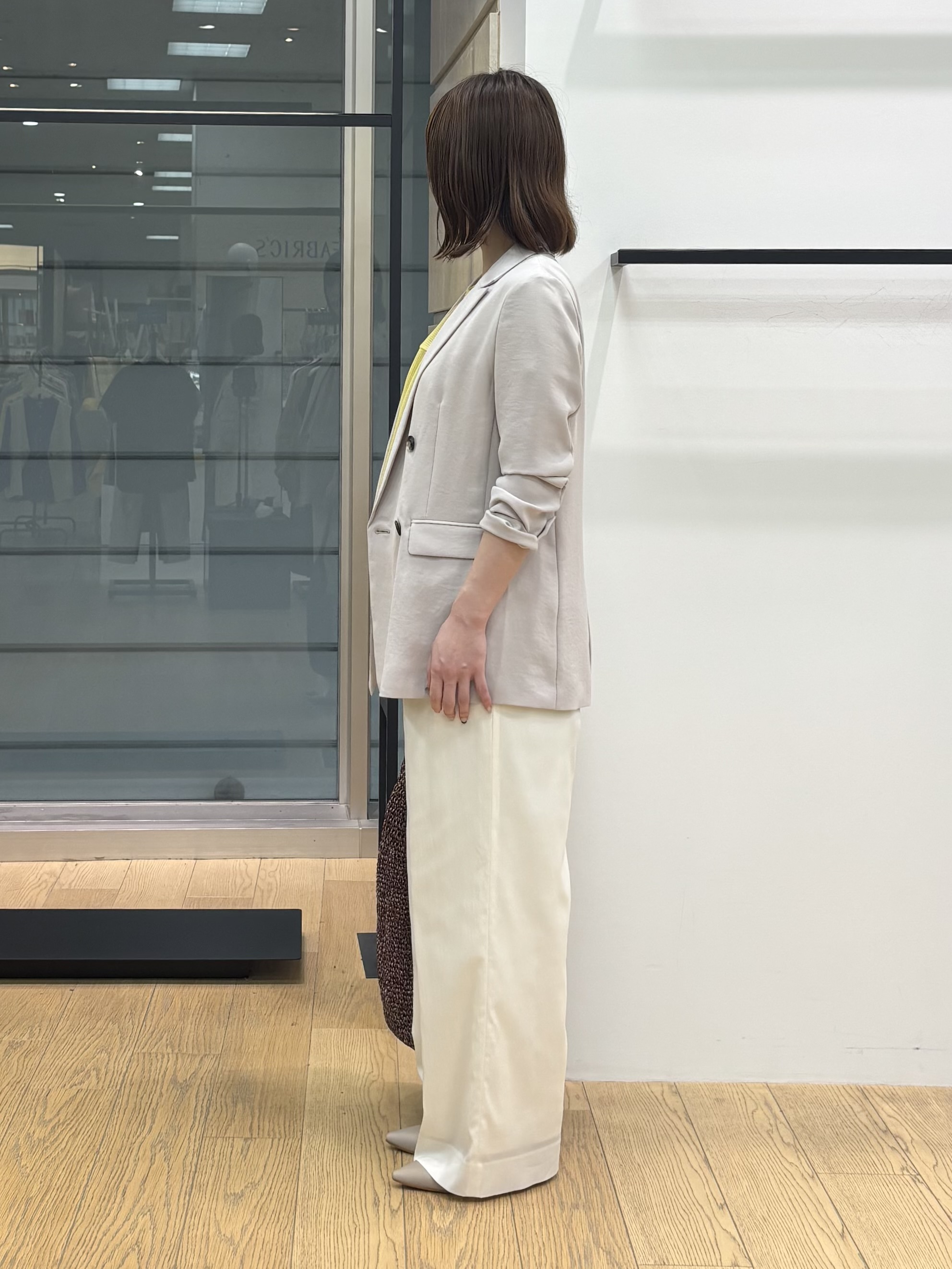 asamiさんの「INDIVI｜【洗える／アンサンブル可能】シアースストライプトップス」を使ったコーディネート