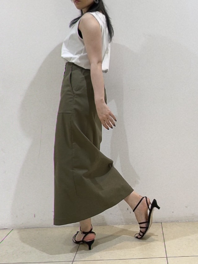 watanabeさんの「UNTITLED｜【UV/接触冷感/消臭/抗菌防臭】ベーシックフレンチスリーブプルオーバー」を使ったコーディネート