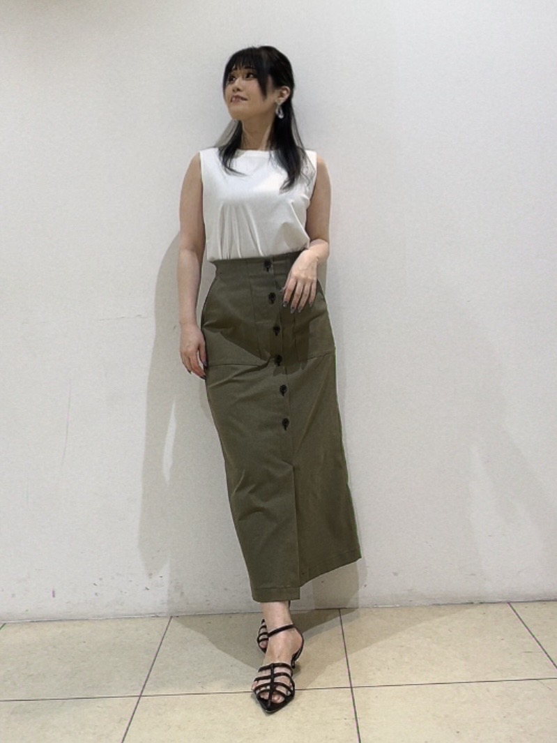watanabeさんの「UNTITLED｜【UV/接触冷感/消臭/抗菌防臭】ベーシックフレンチスリーブプルオーバー」を使ったコーディネート