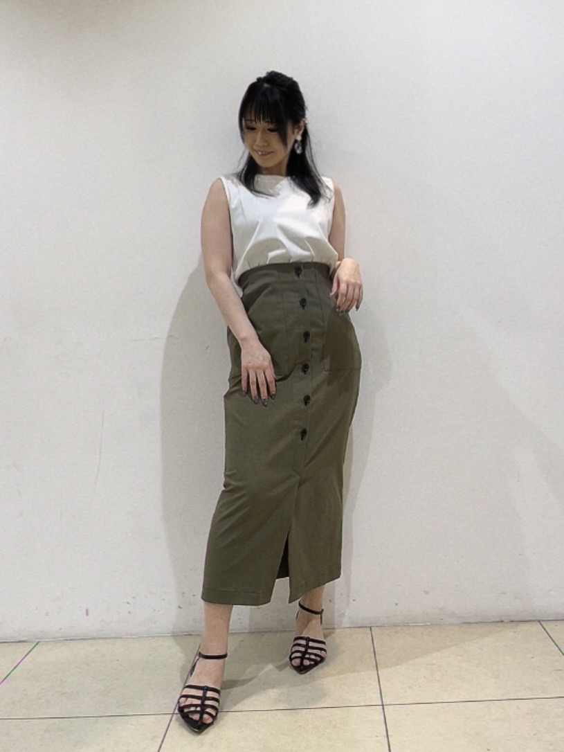 watanabeさんの「UNTITLED｜【UV/接触冷感/消臭/抗菌防臭】ベーシックフレンチスリーブプルオーバー」を使ったコーディネート