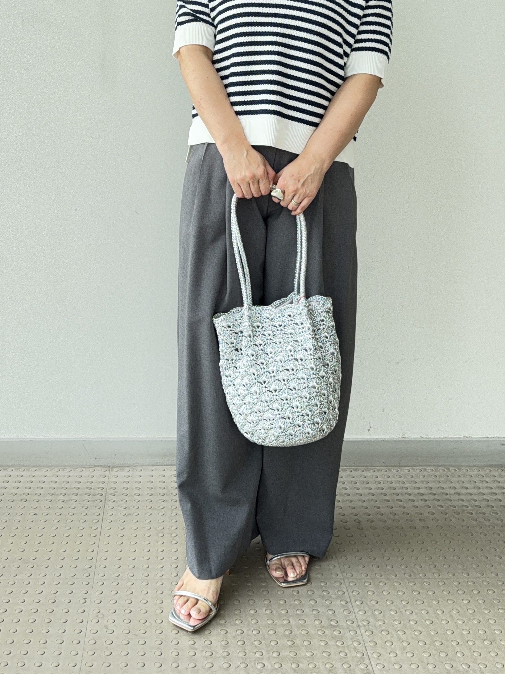 Asamiさんの「DRESSTERIOR｜ウォッシャブルスキッパークロップドニット」を使ったコーディネート