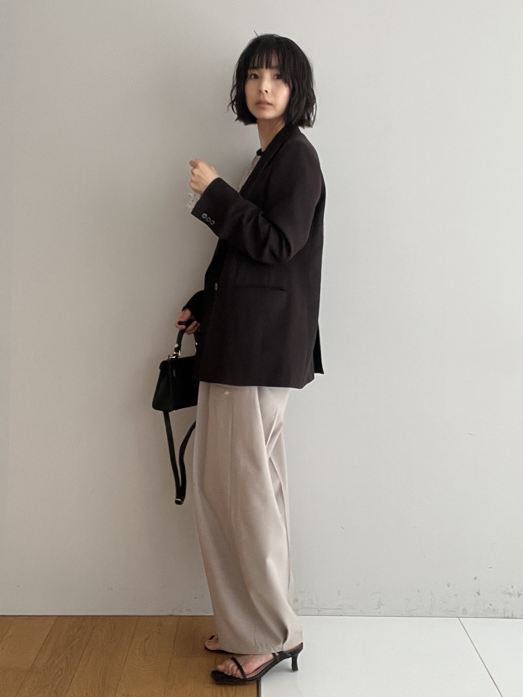 misaさんの「DRESSTERIOR｜【セットアップ可/オンオフ】ウールビスコースカルゼジャケット」を使ったコーディネート
