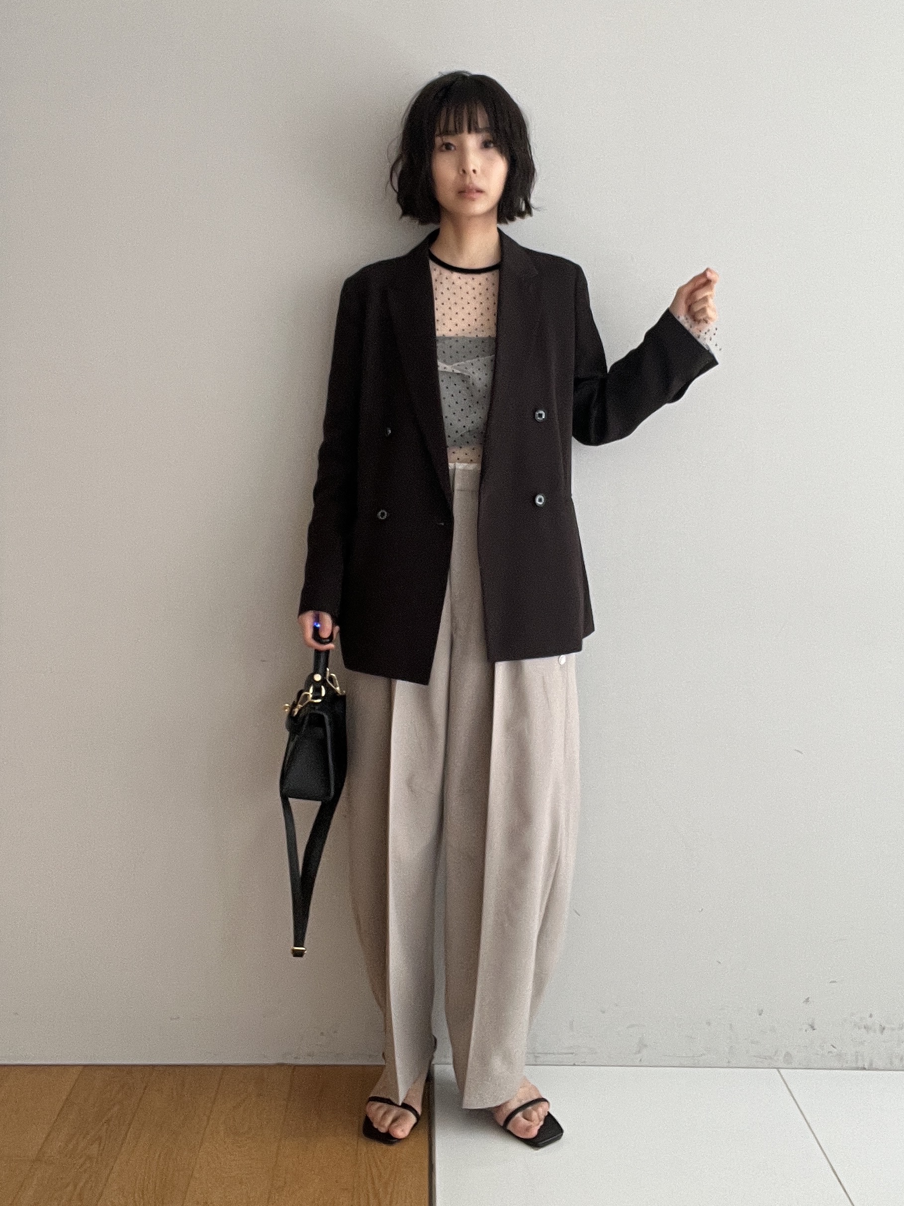 misaさんの「DRESSTERIOR｜【セットアップ可/オンオフ】ウールビスコースカルゼジャケット」を使ったコーディネート