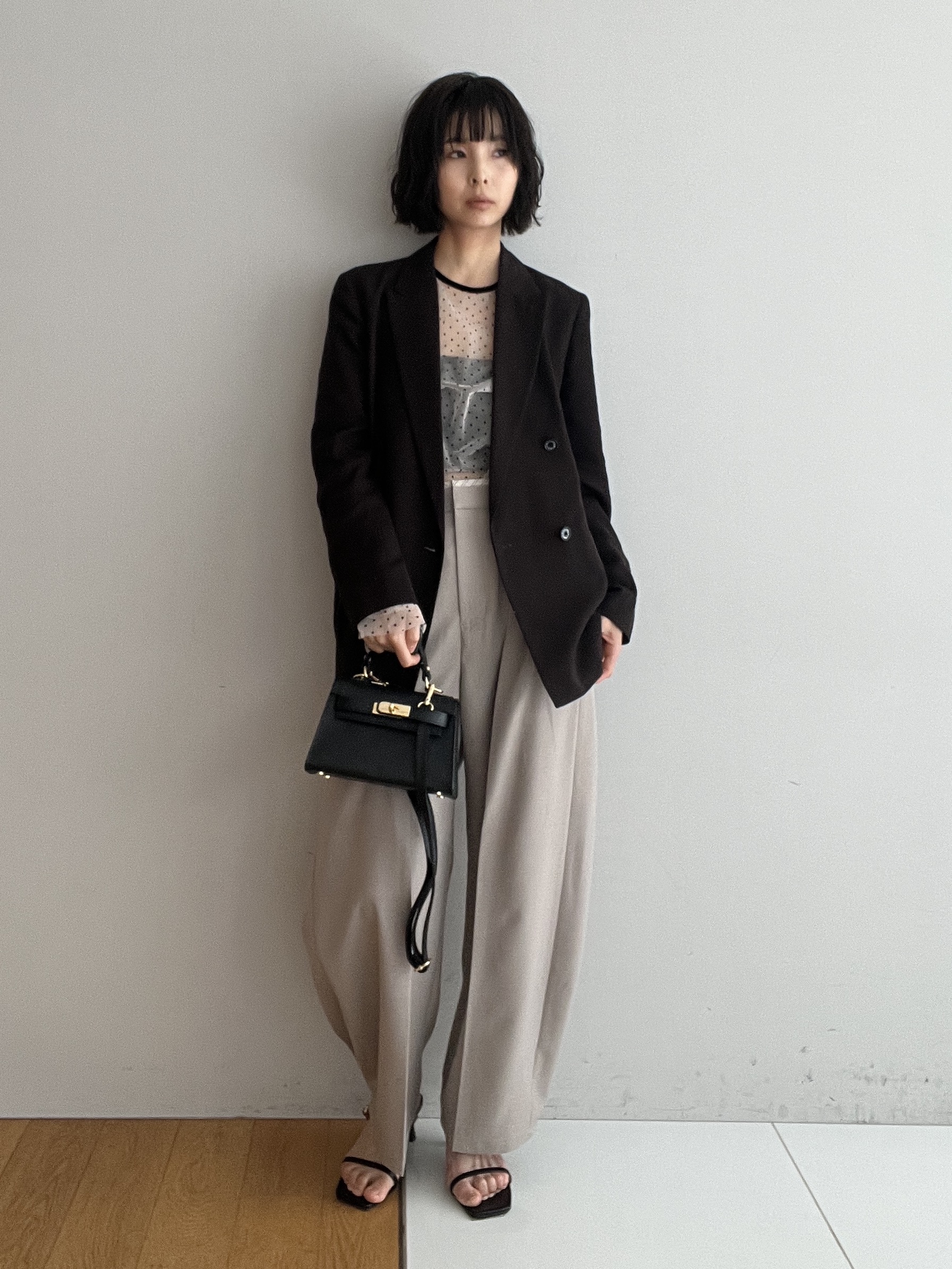 misaさんの「DRESSTERIOR｜【セットアップ可/オンオフ】ウールビスコースカルゼジャケット」を使ったコーディネート