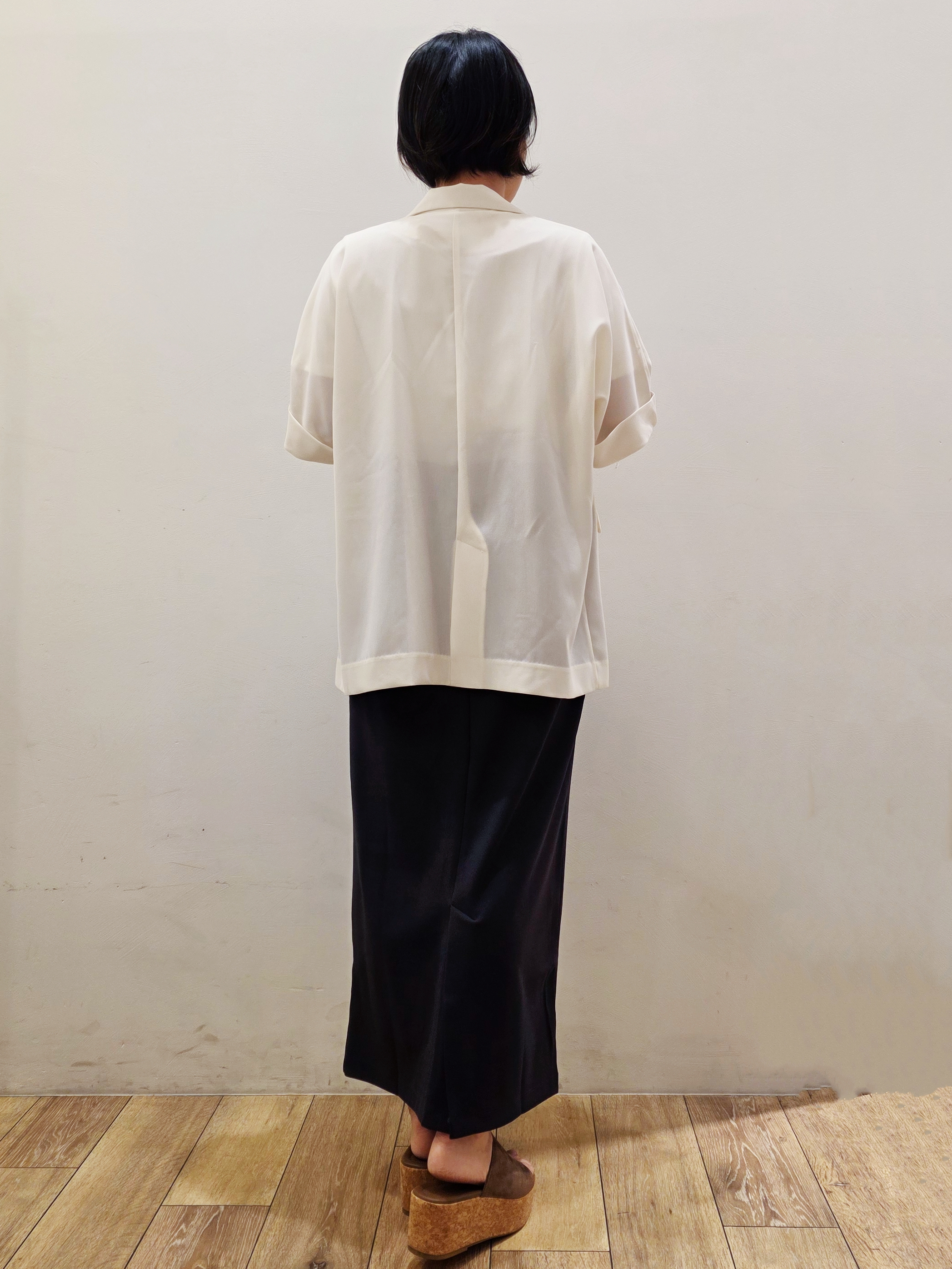 yuyuさんの「OPAQUE.CLIP｜【接触冷感／吸水速乾／防シワ】リネンライクテーラードジャケット《洗濯機OK》」を使ったコーディネート