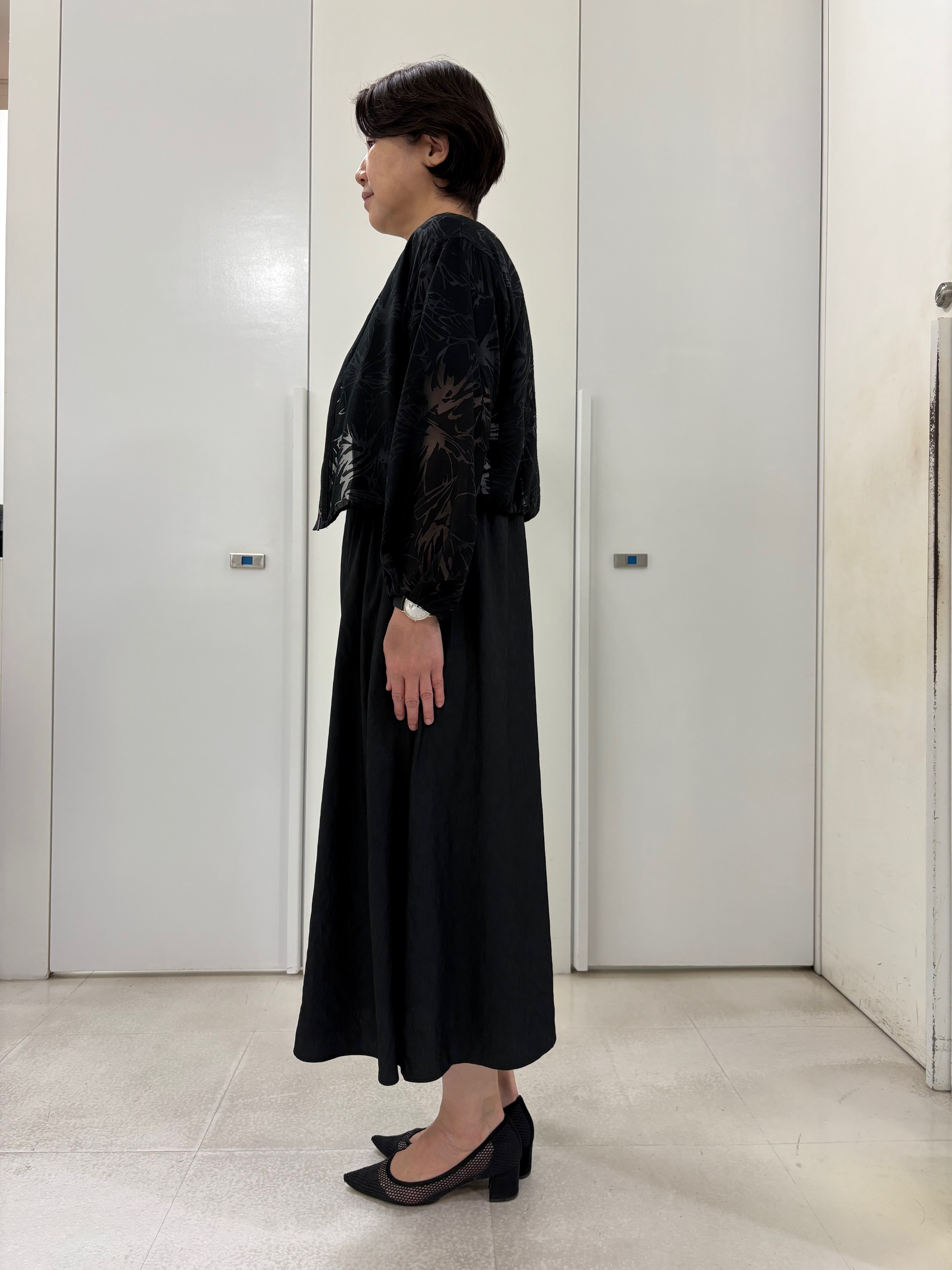 hIさんの「COUP DE CHANCE｜【手洗い可】異素材ドッキングワンピース」を使ったコーディネート