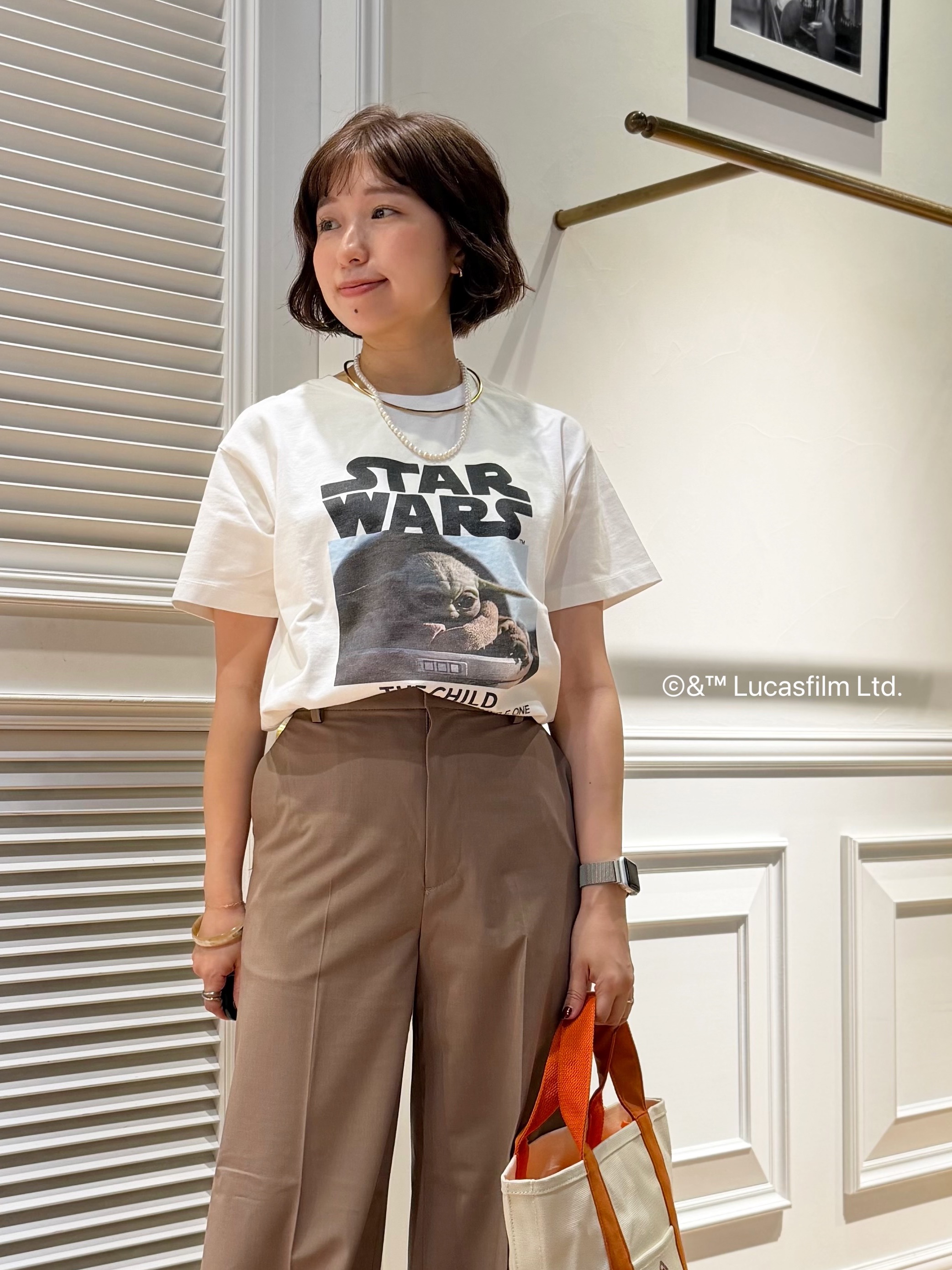 つじ まこさんの「DRESSTERIOR｜【接触冷感】STAR WARS カプセルグローグTシャツ」を使ったコーディネート