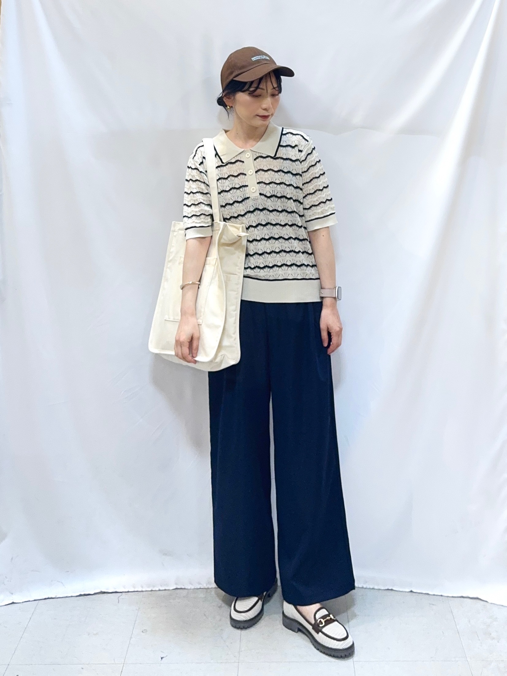 𝐇𝐢𝐫𝐨𝐦𝐢さんの「SHOO･LA･RUE｜【S-LL/洗濯機可】ニュアンスボーダー シアーニットポロ」を使ったコーディネート