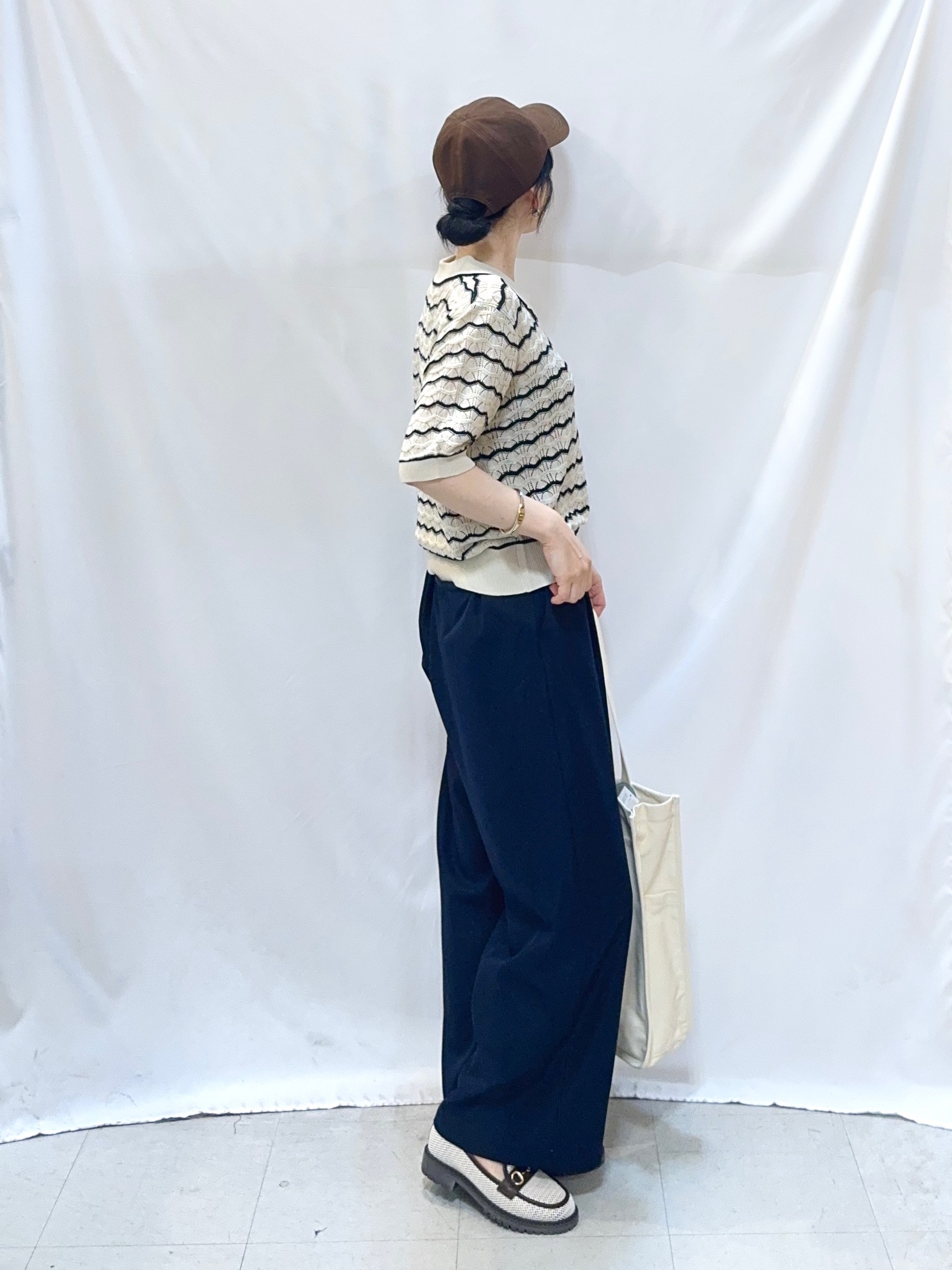 𝐇𝐢𝐫𝐨𝐦𝐢さんの「SHOO･LA･RUE｜【S-LL/洗濯機可】ニュアンスボーダー シアーニットポロ」を使ったコーディネート