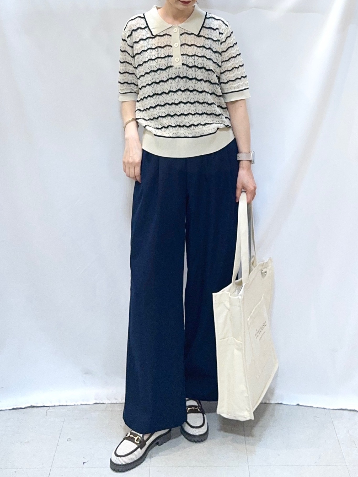 𝐇𝐢𝐫𝐨𝐦𝐢さんの「SHOO･LA･RUE｜【S-LL/洗濯機可】ニュアンスボーダー シアーニットポロ」を使ったコーディネート