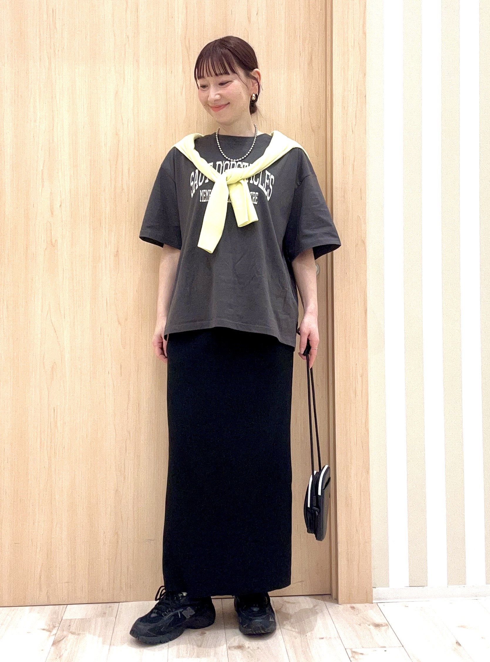 ririさんの「SHOO･LA･RUE｜【綿100%/S-LL/プチプラ】ゆるシルエット シンプルTシャツ」を使ったコーディネート