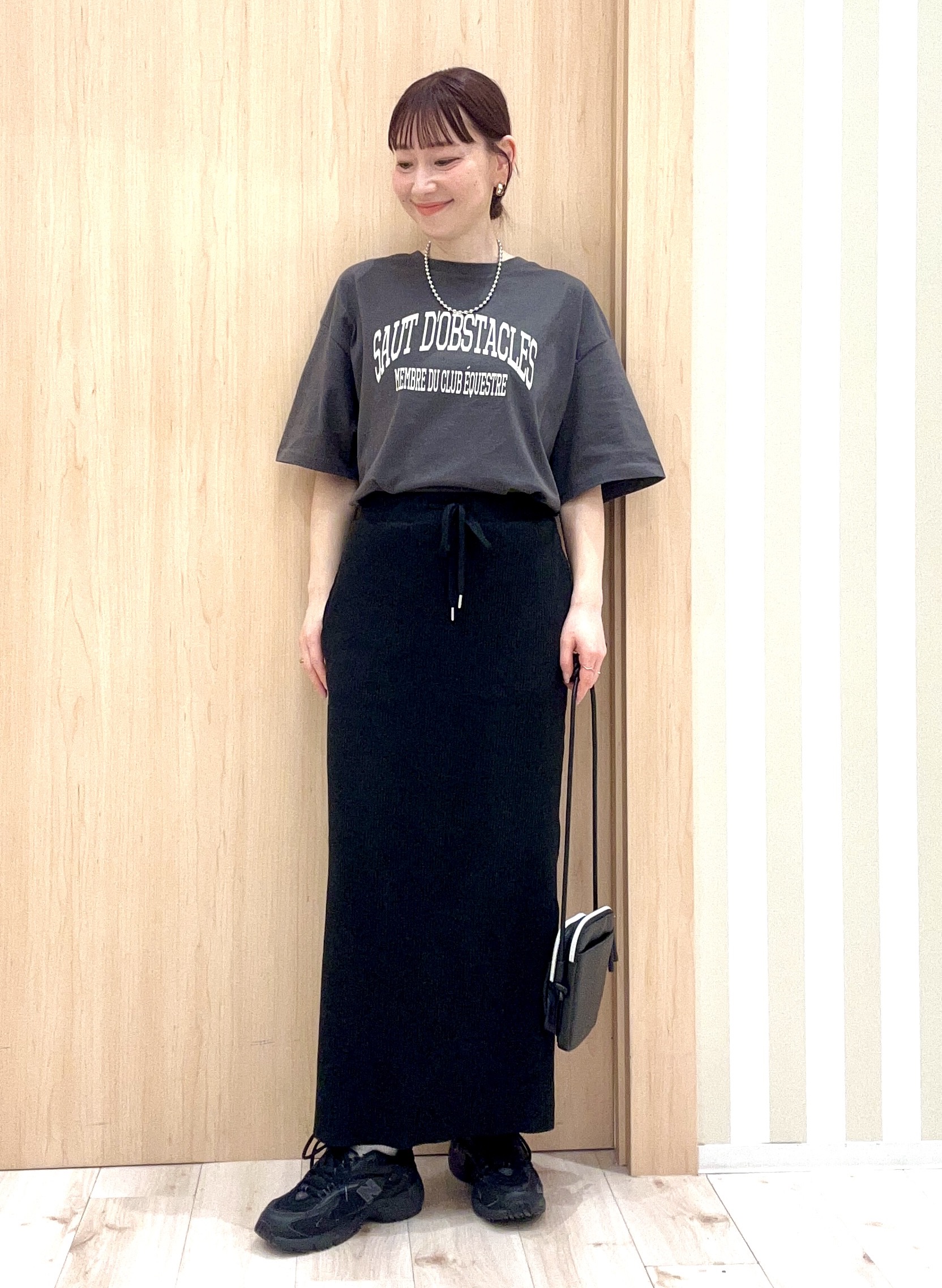 ririさんの「SHOO･LA･RUE｜【綿100%/S-LL/プチプラ】ゆるシルエット シンプルTシャツ」を使ったコーディネート