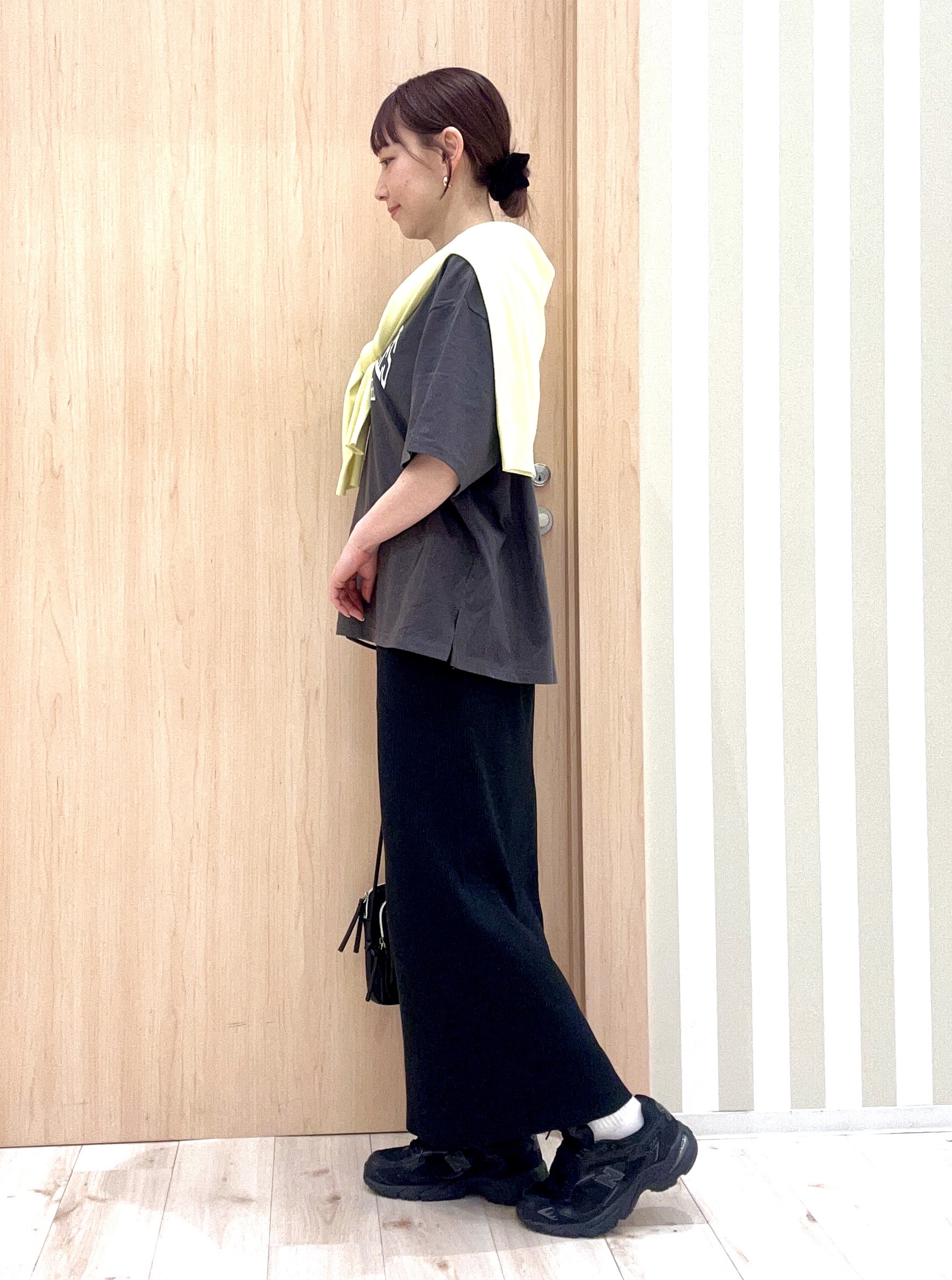 ririさんの「SHOO･LA･RUE｜【綿100%/S-LL/プチプラ】ゆるシルエット シンプルTシャツ」を使ったコーディネート