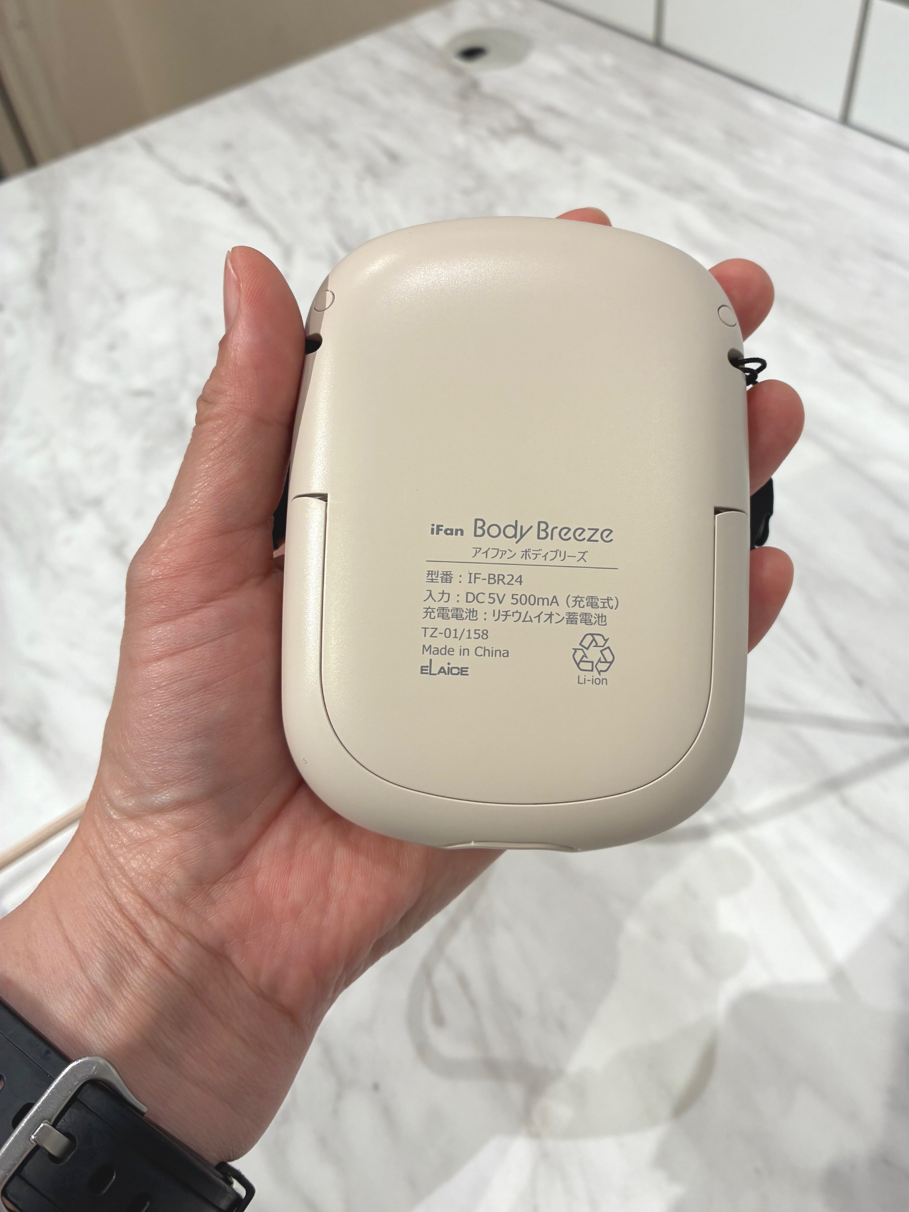htm.さんの「212 KITCHEN STORE｜アイファンボディブリーズ ベージュ」を使ったコーディネート