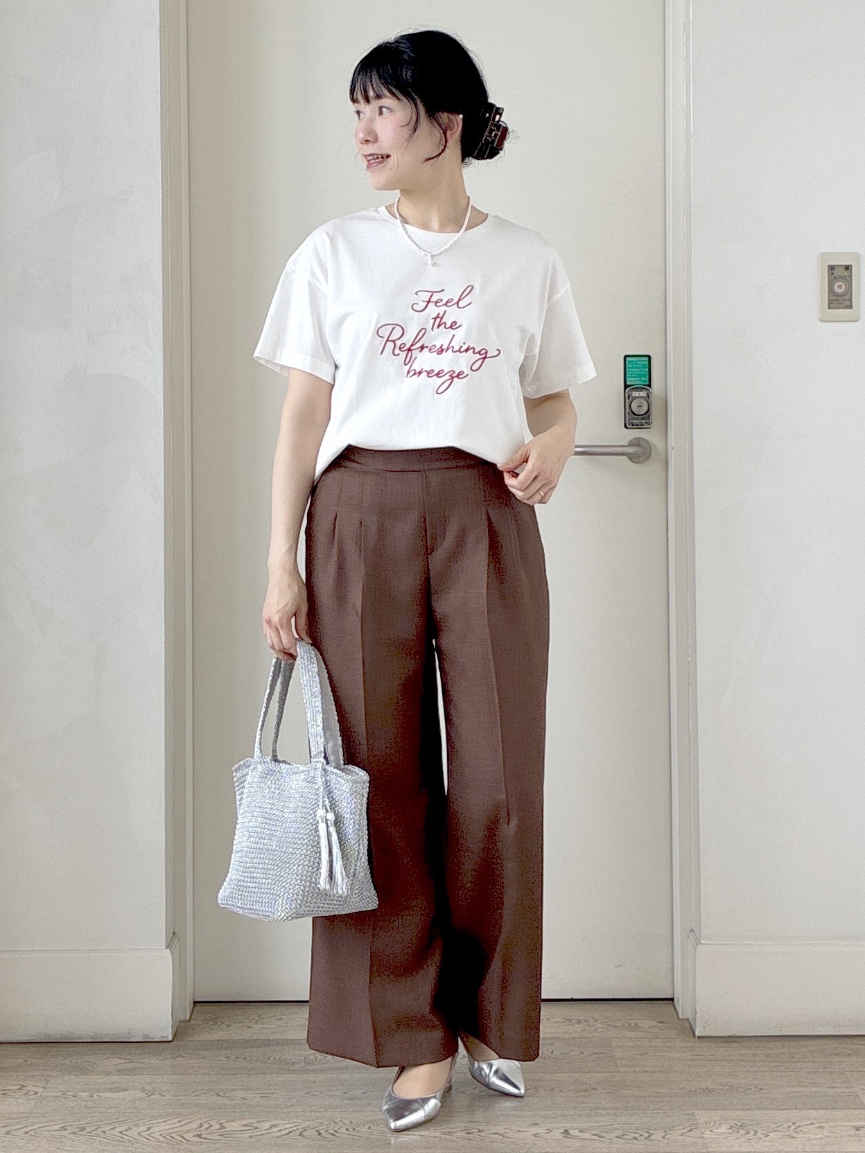  beni_gingerさんの「Reflect｜【接触冷感】ラインアート刺繍Tシャツ」を使ったコーディネート