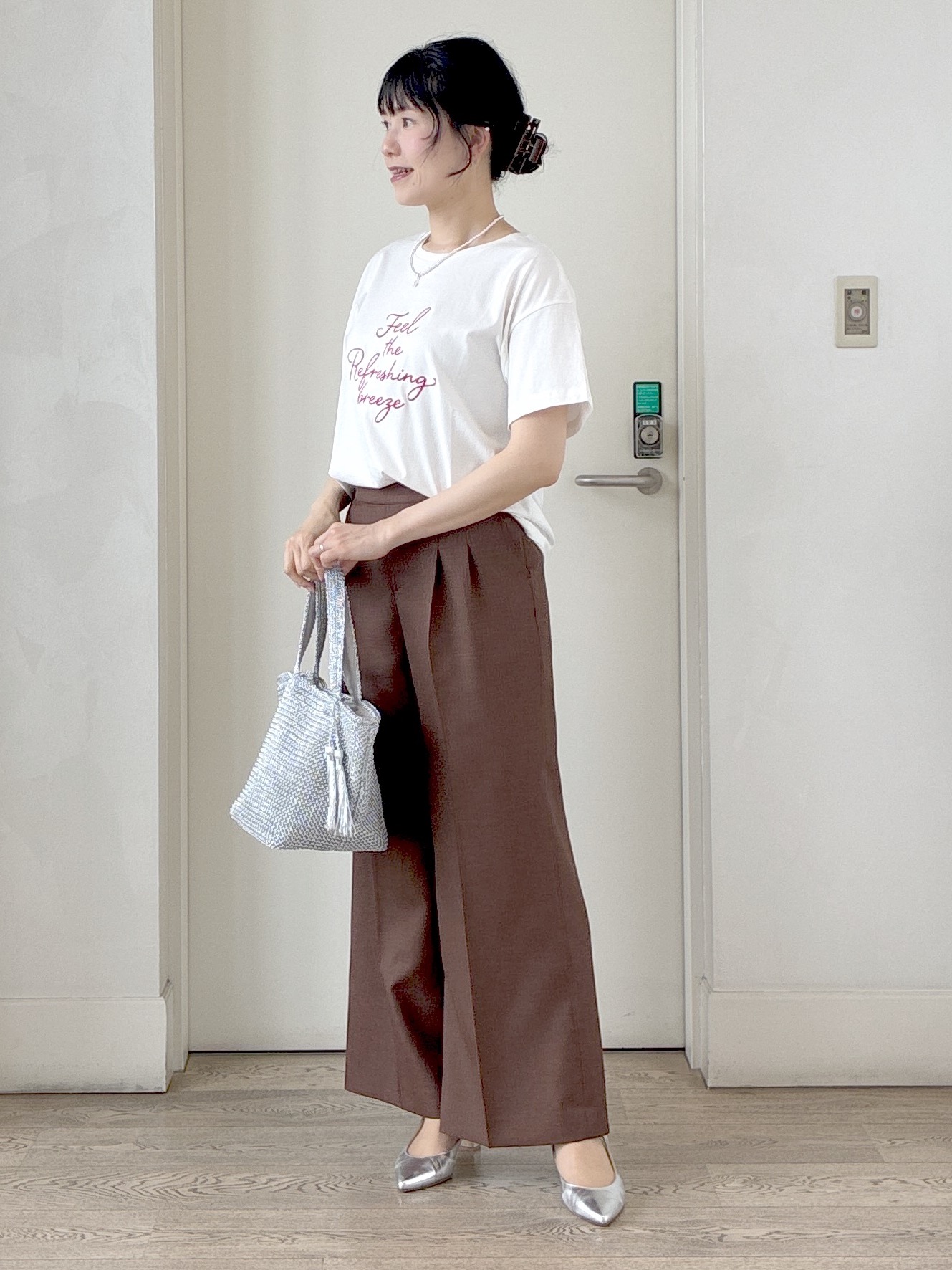  beni_gingerさんの「Reflect｜【接触冷感】ラインアート刺繍Tシャツ」を使ったコーディネート