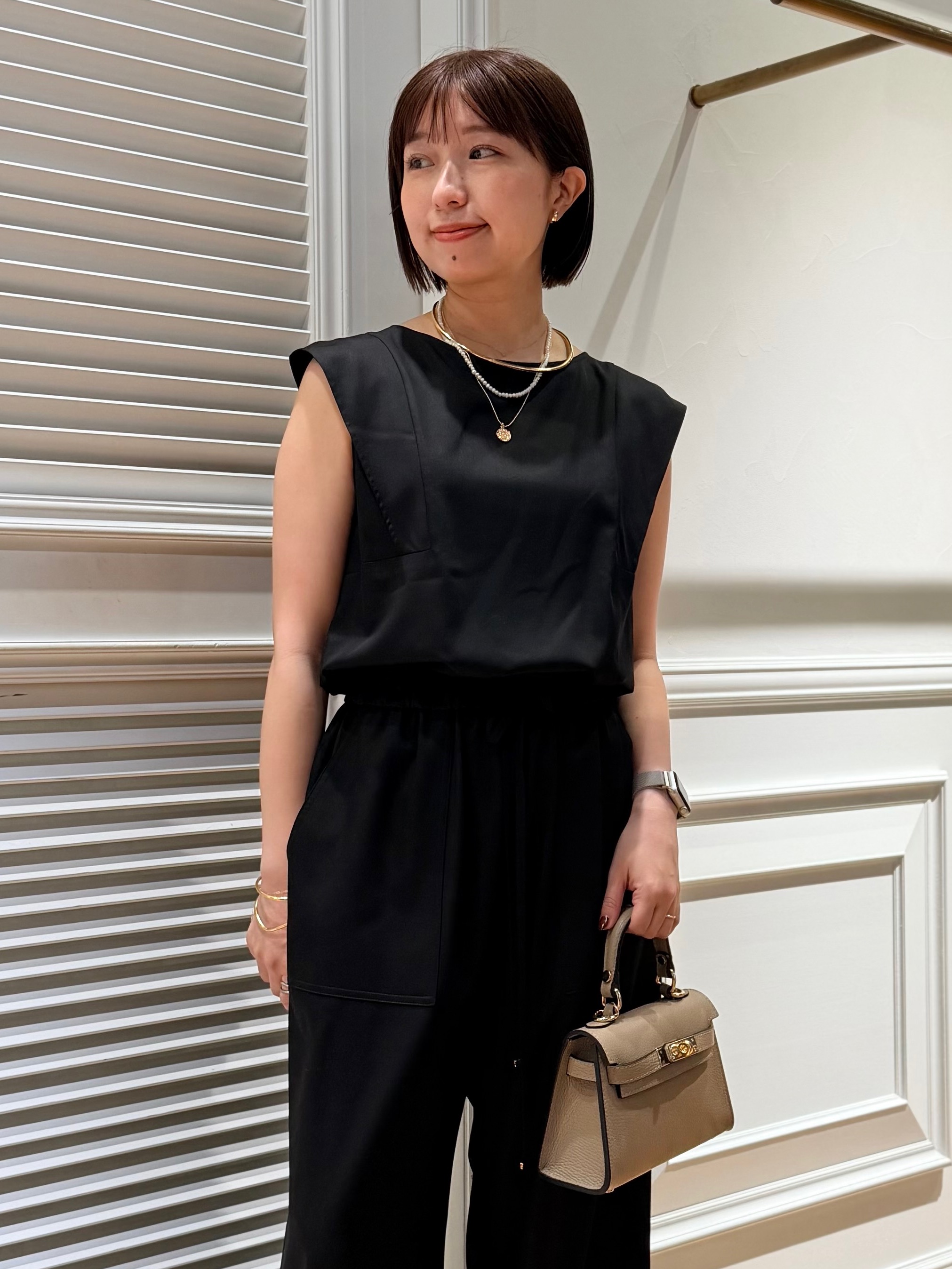 つじ まこさんの「DRESSTERIOR｜【ウォッシャブル】フレンチスリーブ コンビネゾン」を使ったコーディネート
