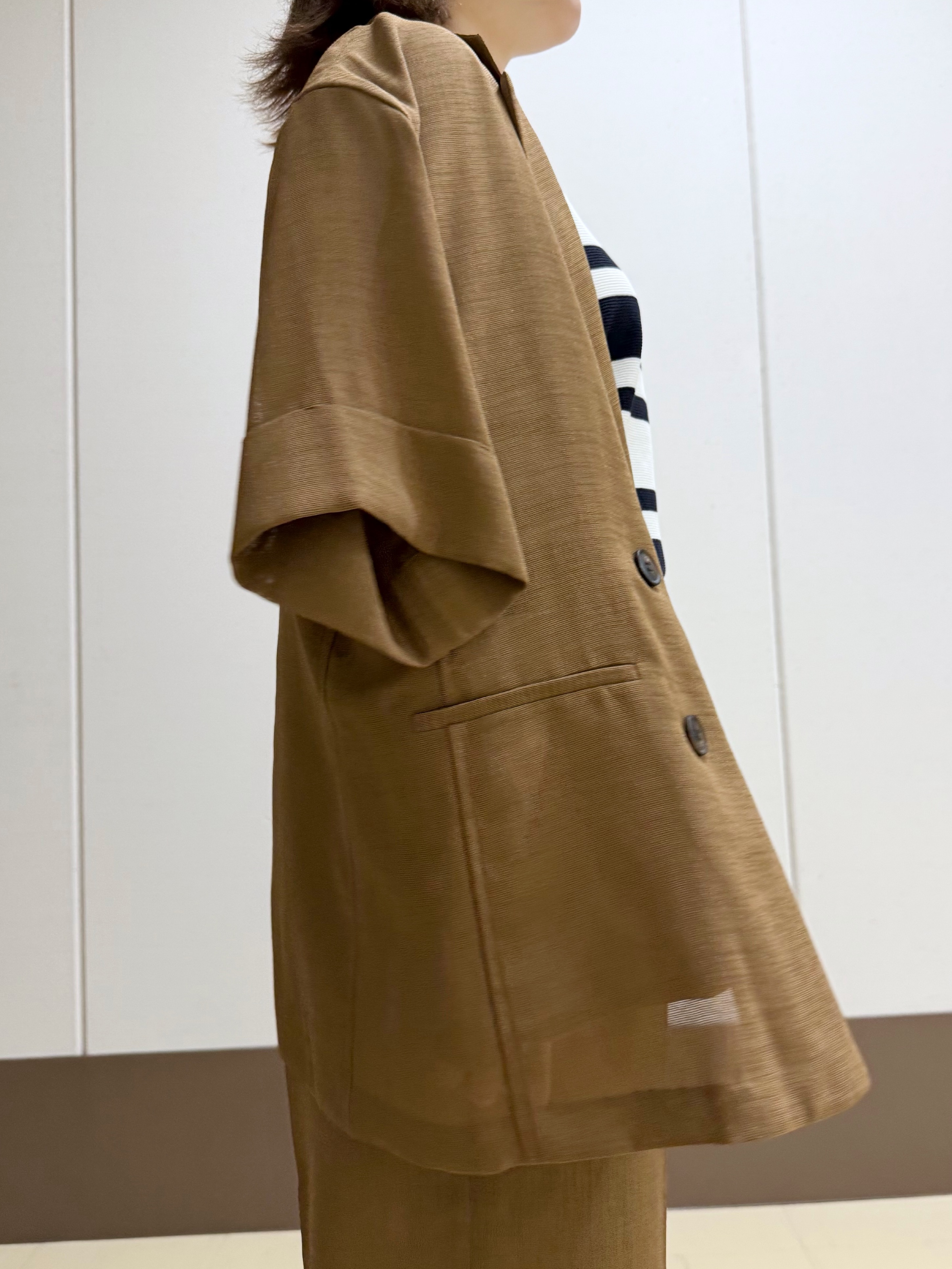 Rikoさんの「INDIVI｜【洗える】ガーター編みVネックニットT」を使ったコーディネート