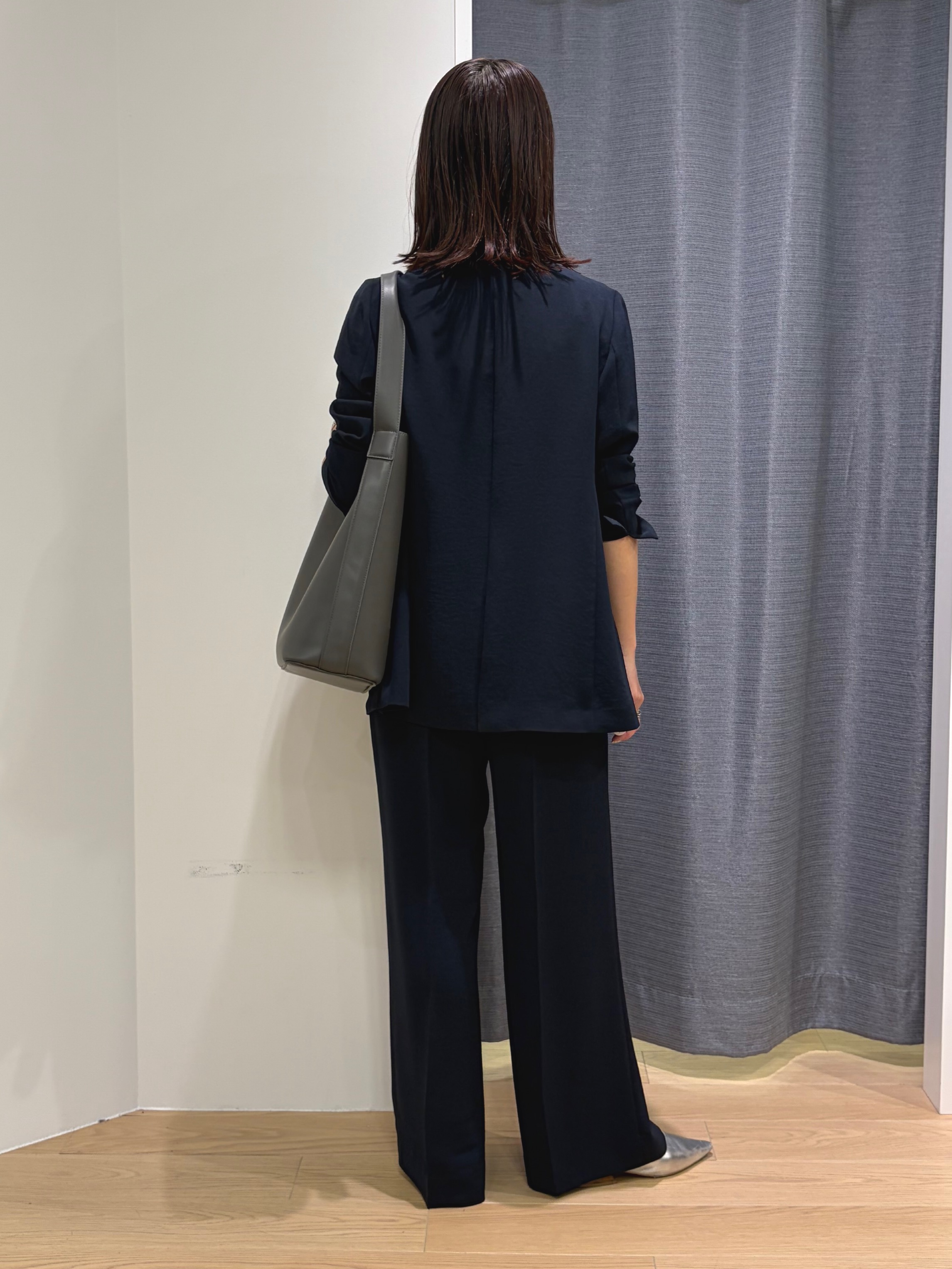 Mikoさんの「INDIVI｜【洗える／多機能／SETUP可】着る日傘ダブルジャケット」を使ったコーディネート
