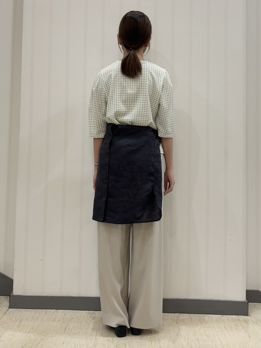 ちひさんの「INDIVI｜【UVケア／吸汗速乾】チェック柄タックボリュームスリーブトップス」を使ったコーディネート