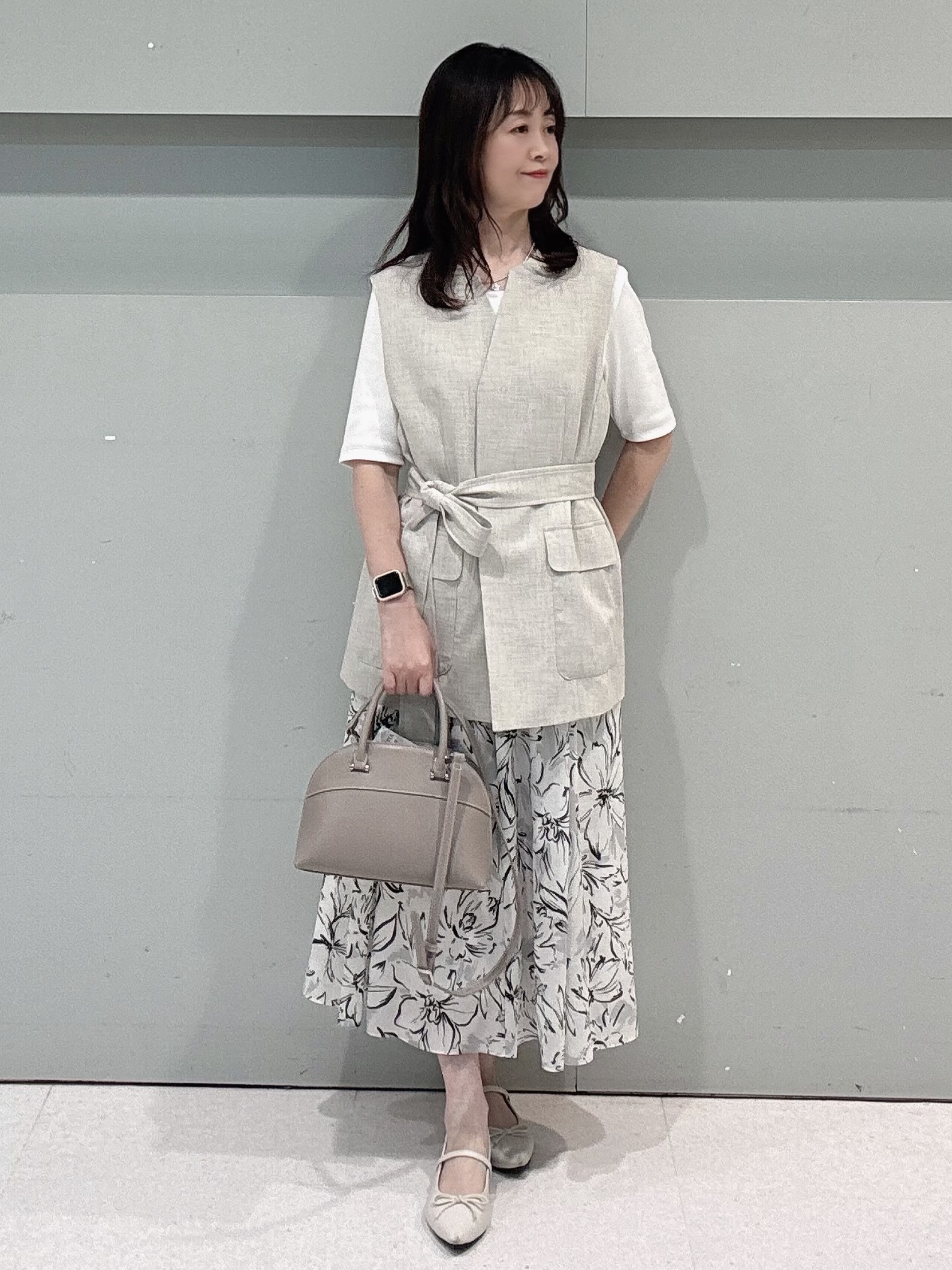 makiさんの「UNTITLED｜【セットアップ可/UV/接触冷感】スラブキーネックジレ」を使ったコーディネート
