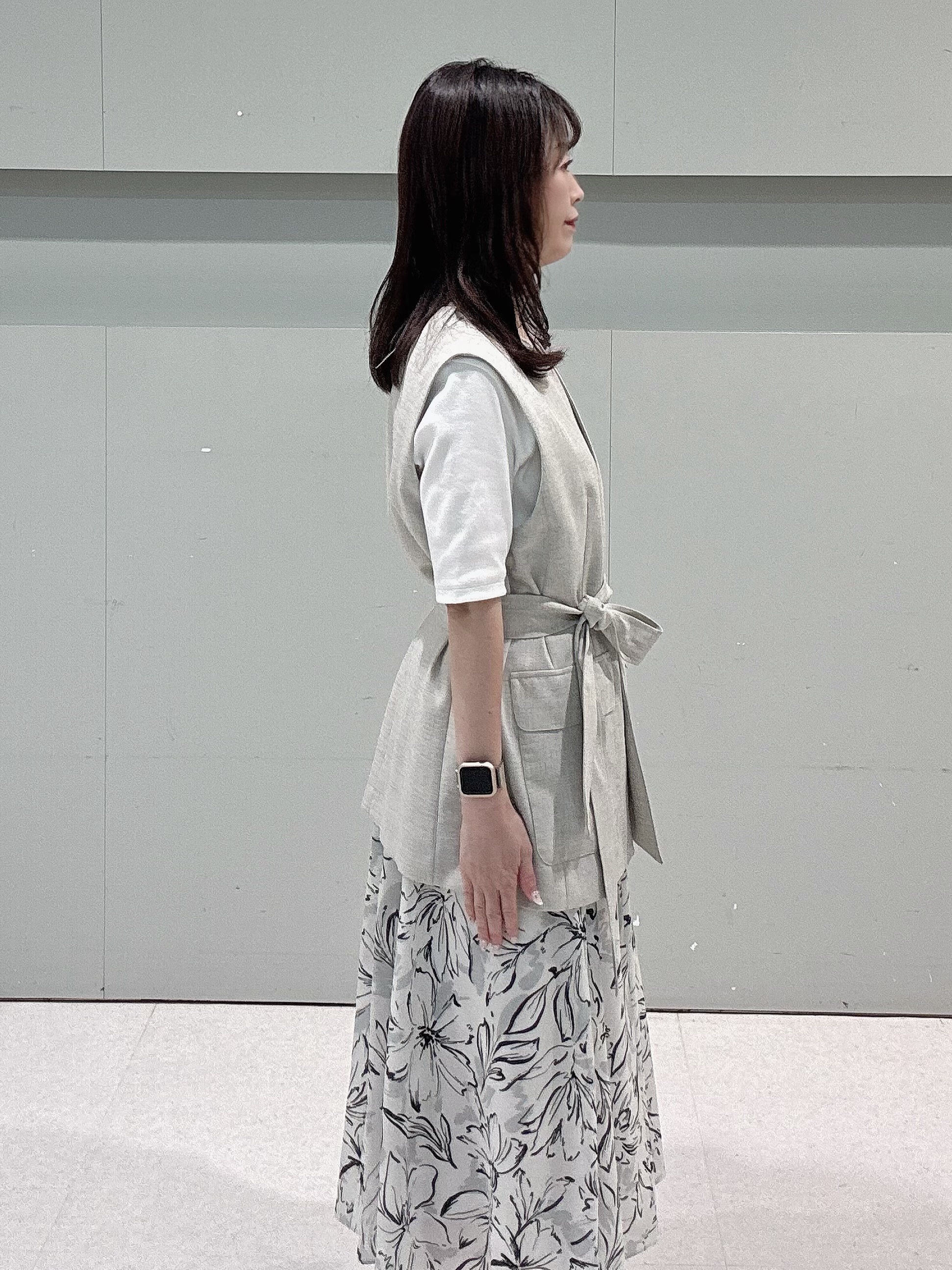 makiさんの「UNTITLED｜【セットアップ可/UV/接触冷感】スラブキーネックジレ」を使ったコーディネート