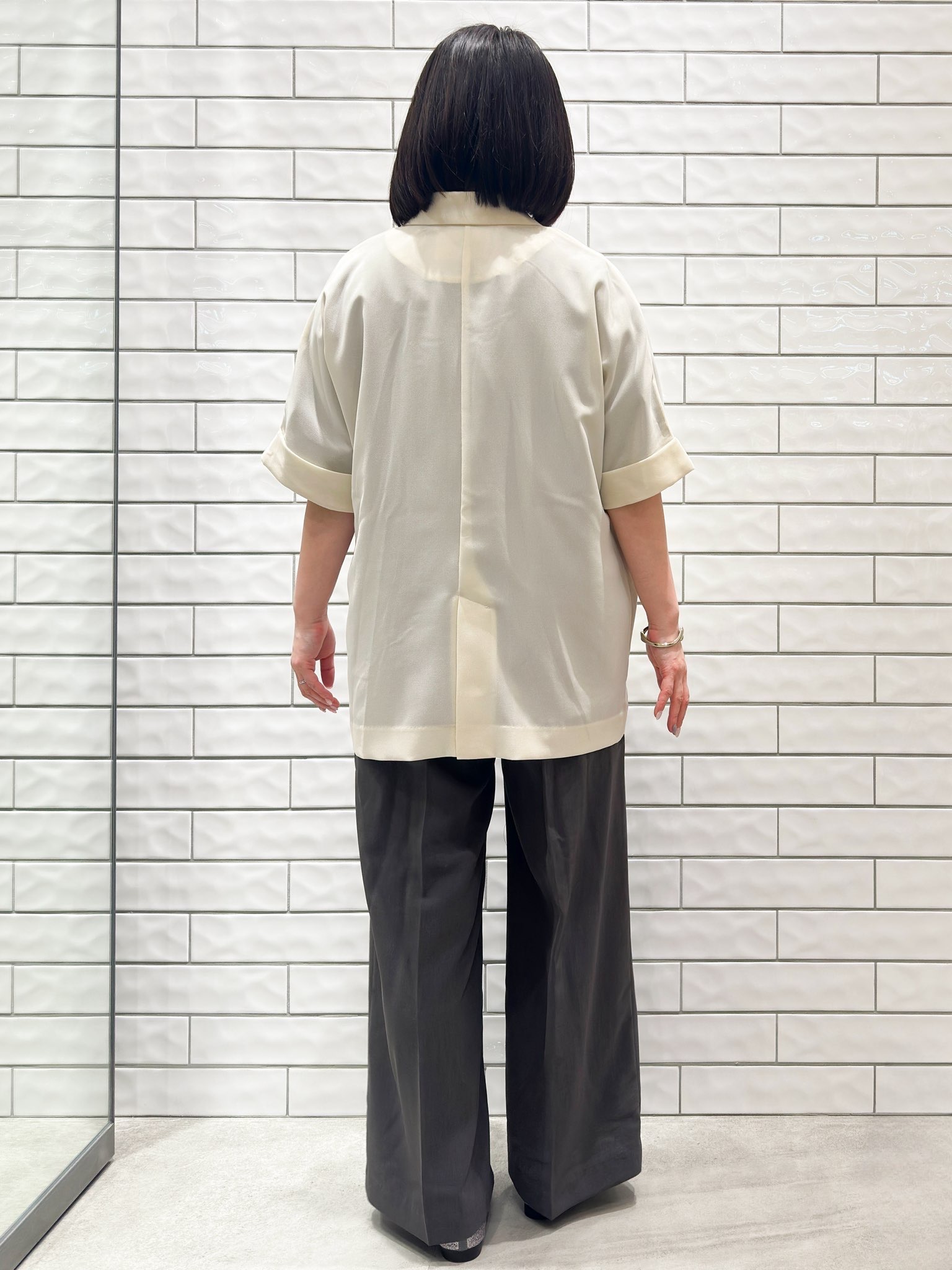 Minさんの「OPAQUE.CLIP｜【接触冷感／吸水速乾／防シワ】リネンライクテーラードジャケット《洗濯機OK》」を使ったコーディネート