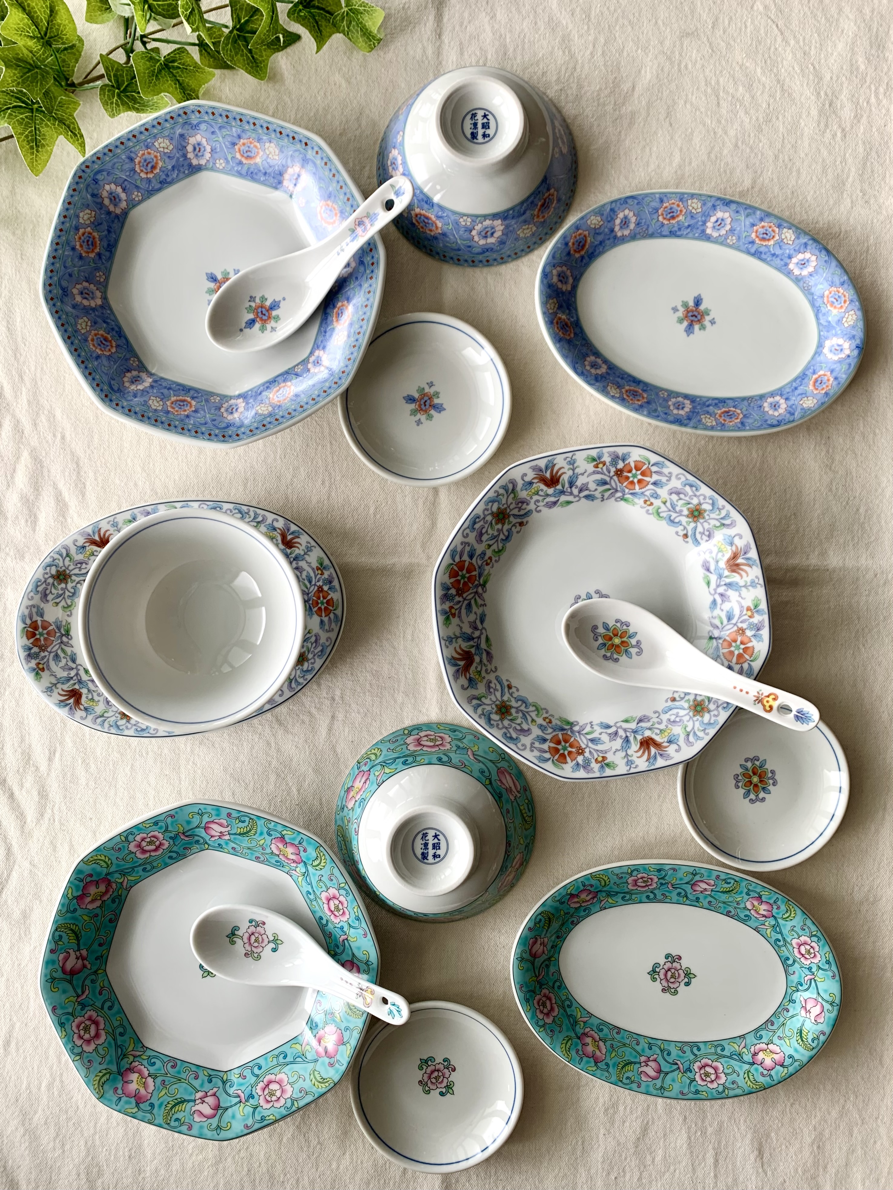 mikachoさんの「212 KITCHEN STORE｜青華唐草 小皿」を使ったコーディネート