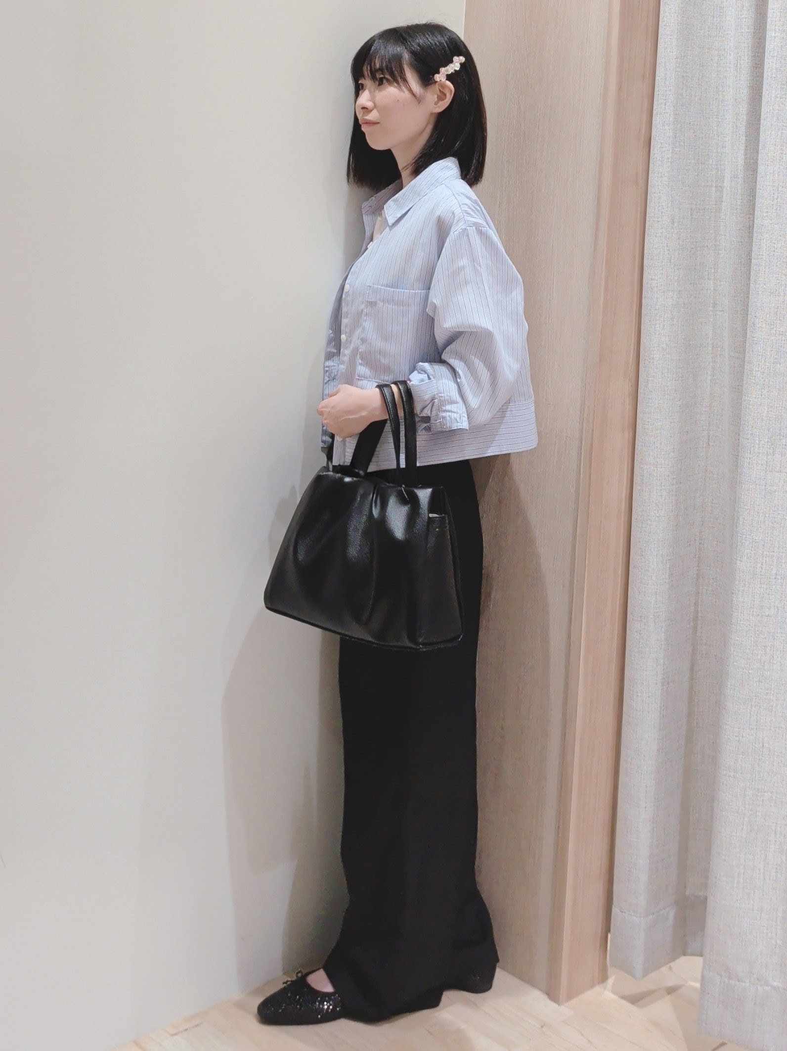 Yuiさんの「grove｜【貴島明日香さん着用／イージーケア／接触冷感】麻混クロップドシャツ」を使ったコーディネート