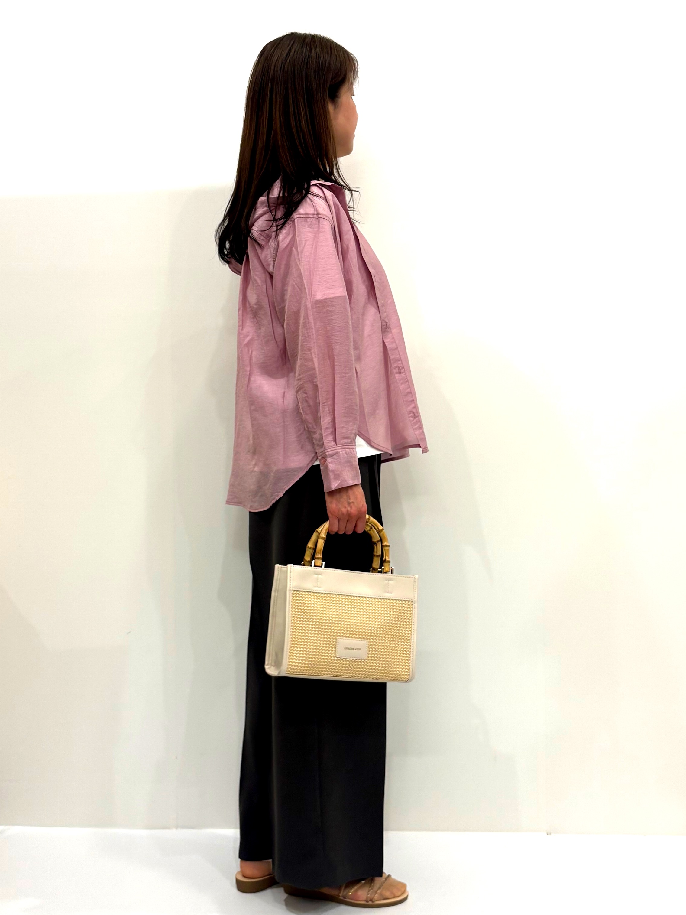 Satoさんの「OPAQUE.CLIP｜【洗濯機OK】フード付きシアーシャツ」を使ったコーディネート