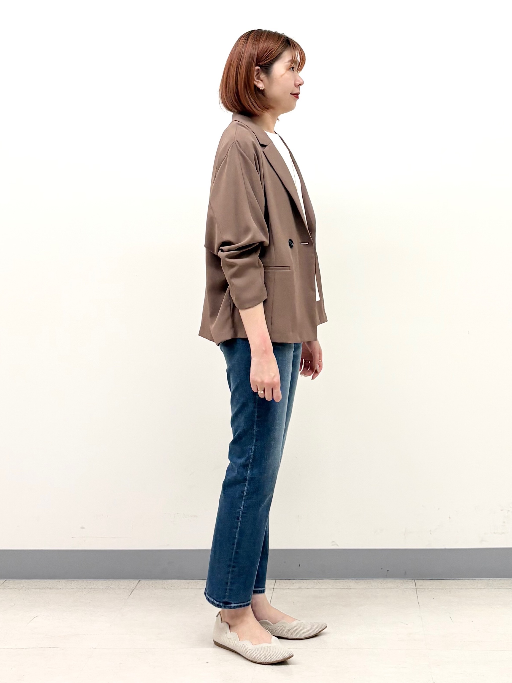 まいこさんの「INDIVI｜【さらに軽く軽快！／着る日傘】ドルマンダブルジャケット」を使ったコーディネート