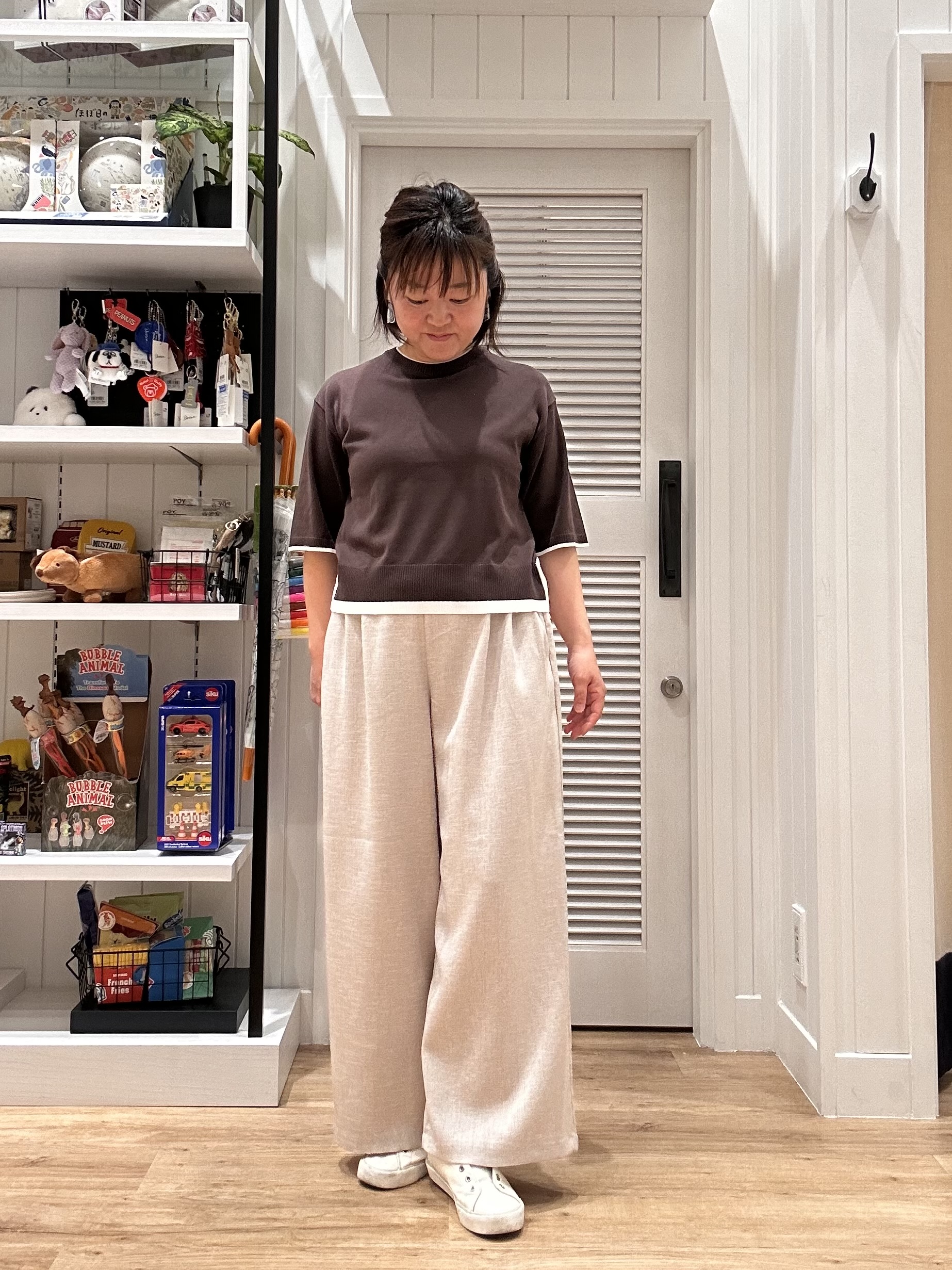 Aiさんの「Dessin｜【セットアップ可/洗える】刺繍スクエアレースシャツ」を使ったコーディネート