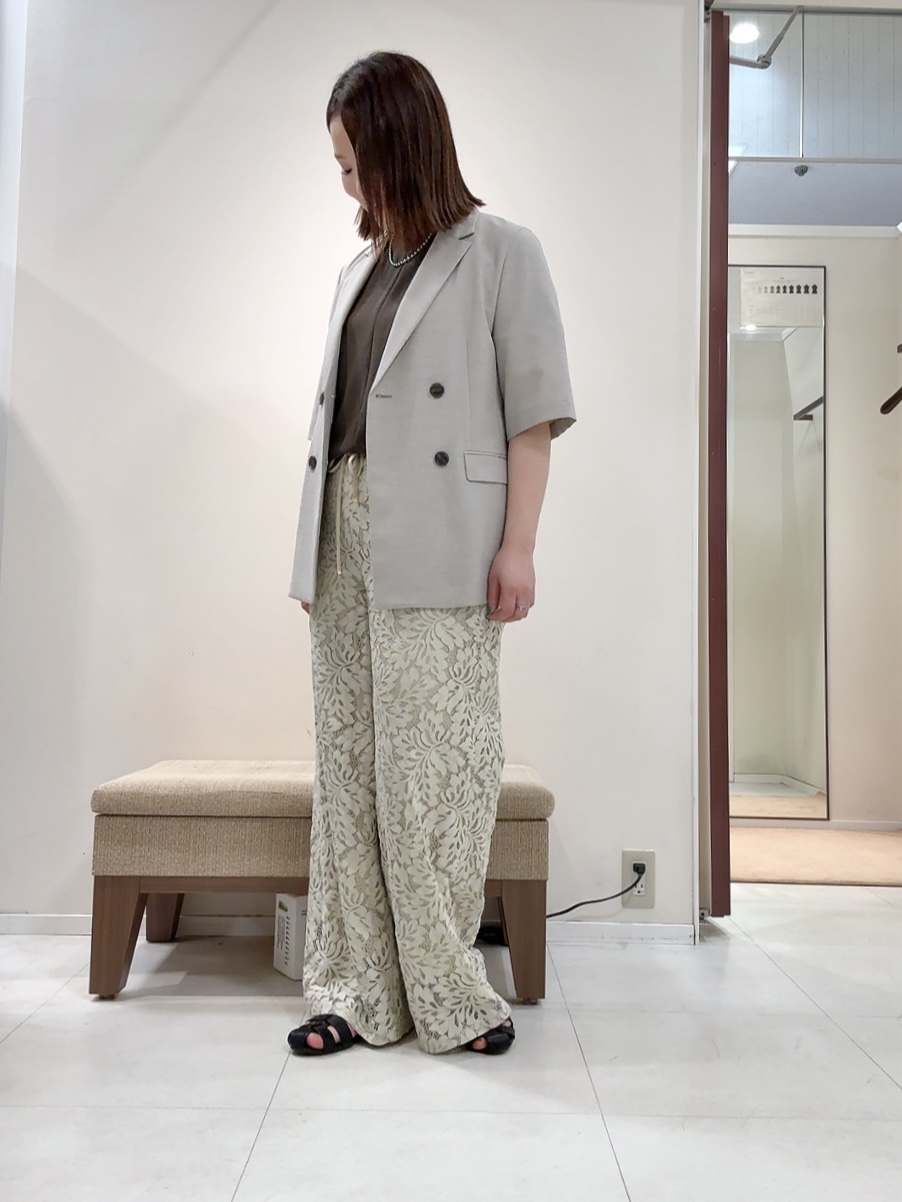 YUIさんの「UNTITLED｜【シワになりにくい/セットアップ可/接触冷感】ハーフスリーブジャケット」を使ったコーディネート
