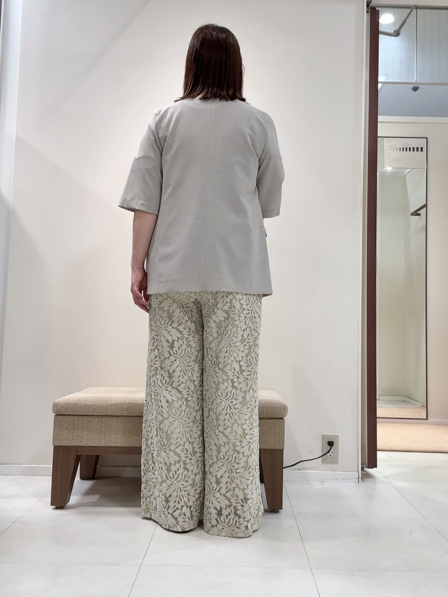 YUIさんの「UNTITLED｜【シワになりにくい/セットアップ可/接触冷感】ハーフスリーブジャケット」を使ったコーディネート