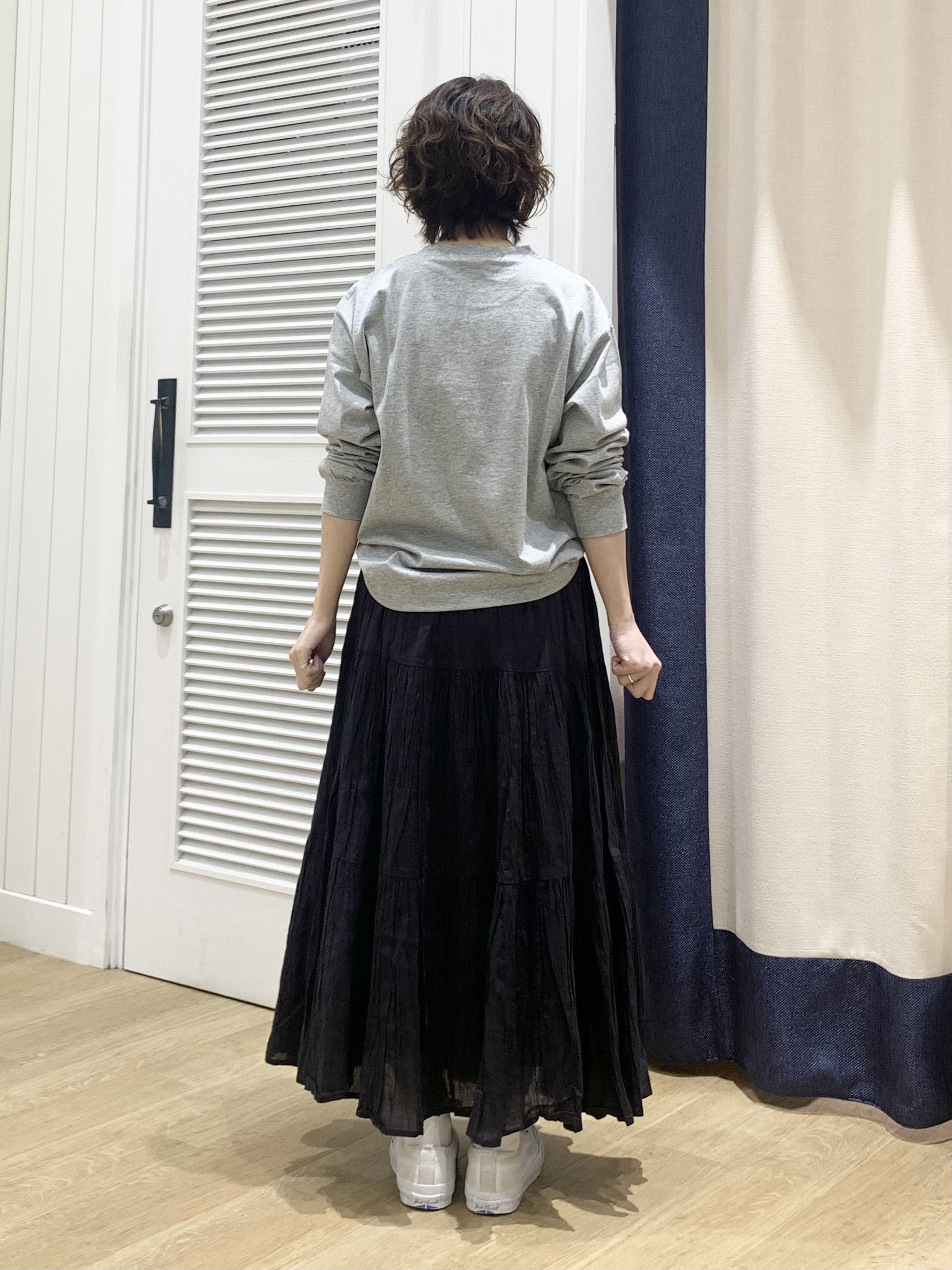 IMARIさんの「Dessin｜【洗える】コットンロゴロングTシャツ」を使ったコーディネート