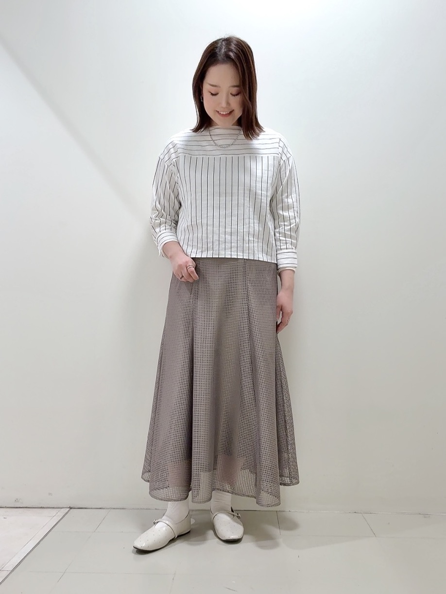YUIさんの「UNTITLED｜【洗える/6分袖】ボートネックブラウス」を使ったコーディネート
