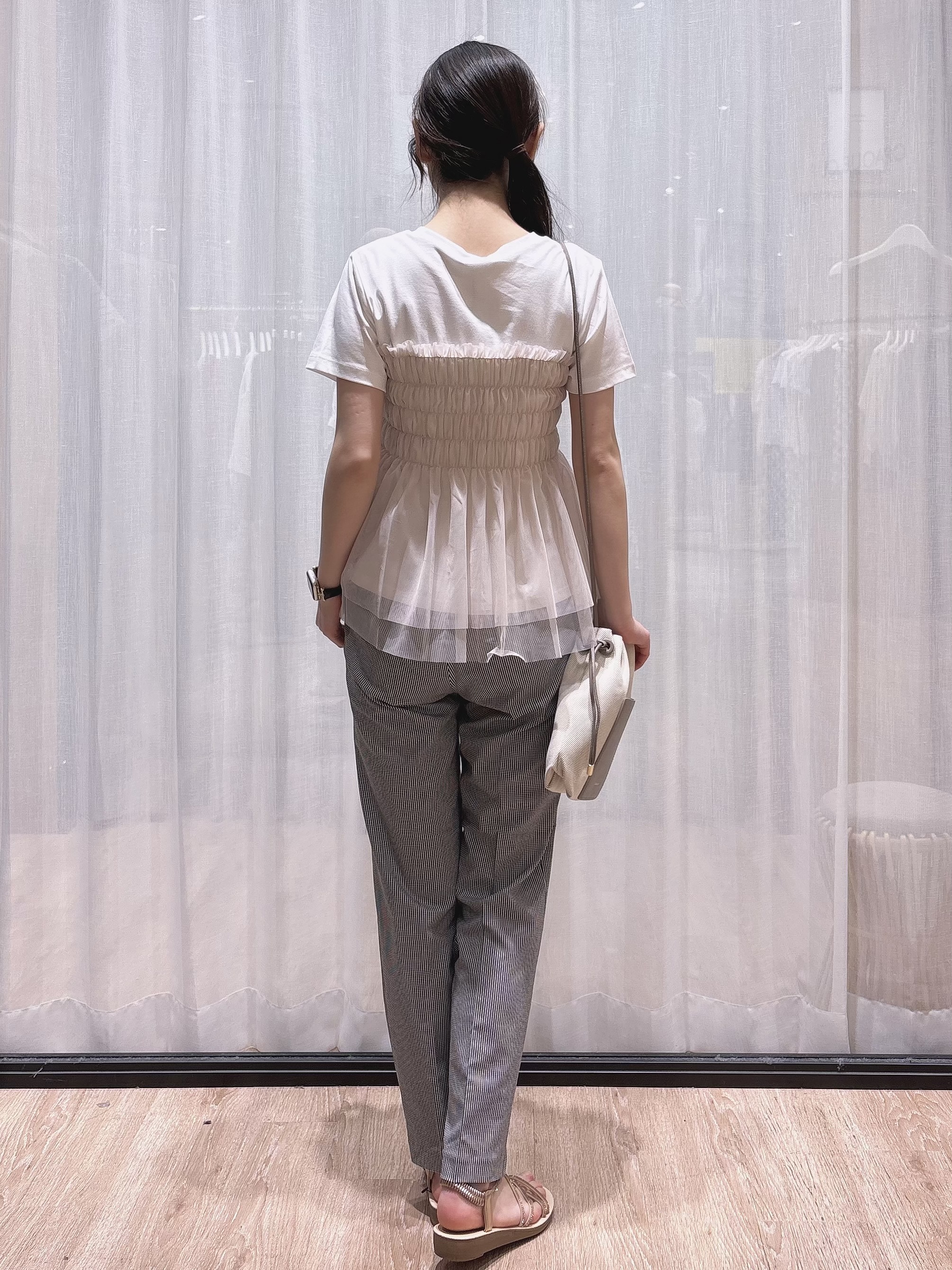 ぞうげさんの「OPAQUE.CLIP｜チュールペプラムトップス【洗濯機OK／接触冷感／UVケア】」を使ったコーディネート