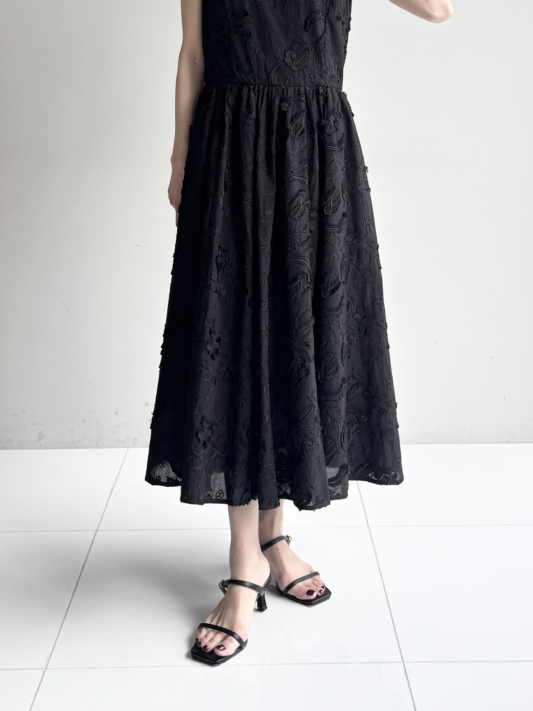 清水夏姫さんの「DRESSTERIOR｜【otonaMUSE5月号掲載】スキニーベルトサンダル」を使ったコーディネート