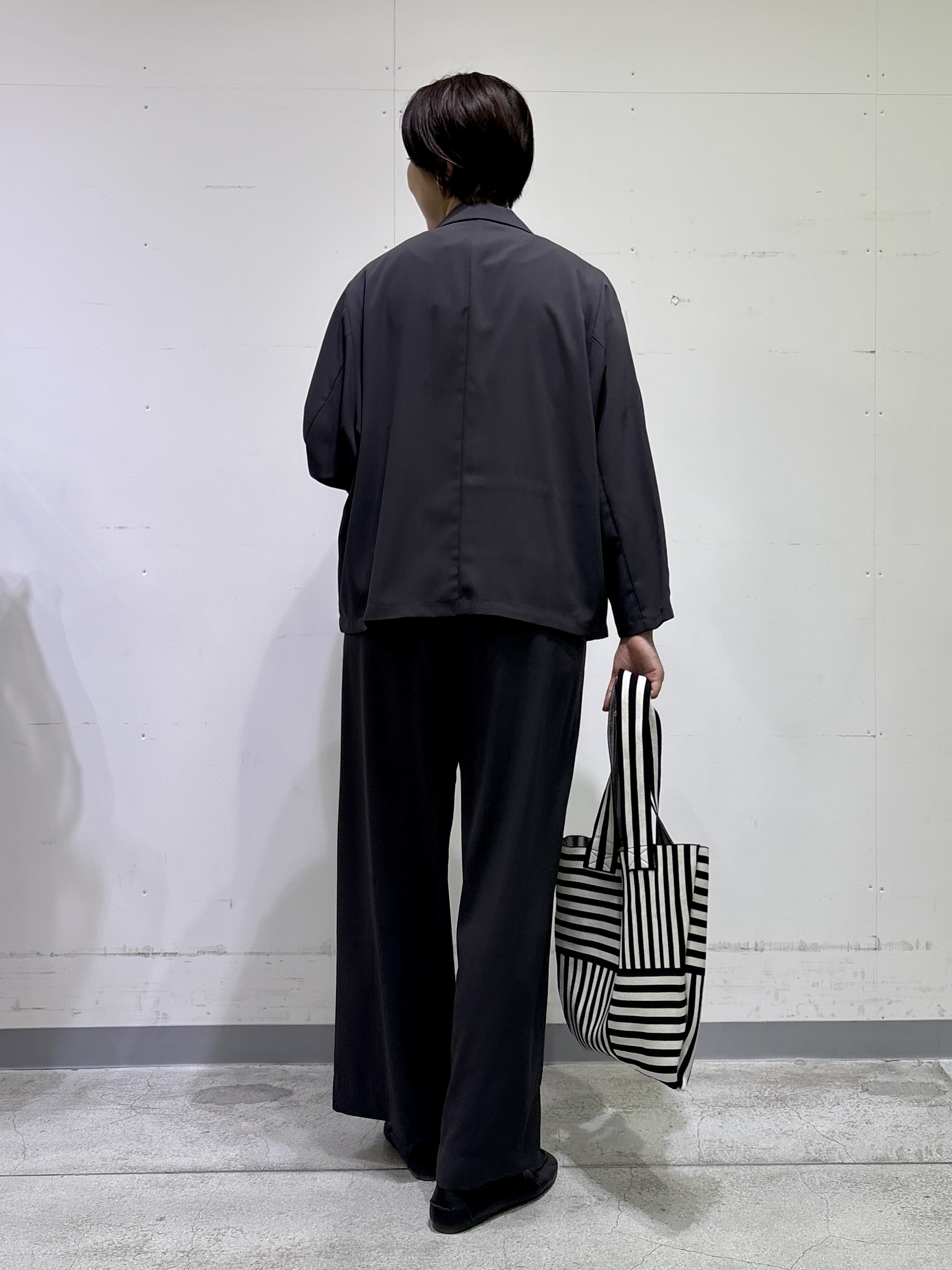 yuriさんの「INDIVI｜【UVケア／選べるグラフィック】スムースジャージTシャツ」を使ったコーディネート