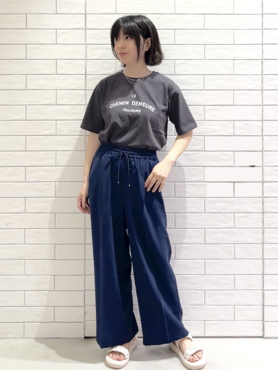 しおりさんの「OPAQUE.CLIP｜フレンチリネンシャツ／カシュクール【洗濯機OK】《5col》」を使ったコーディネート