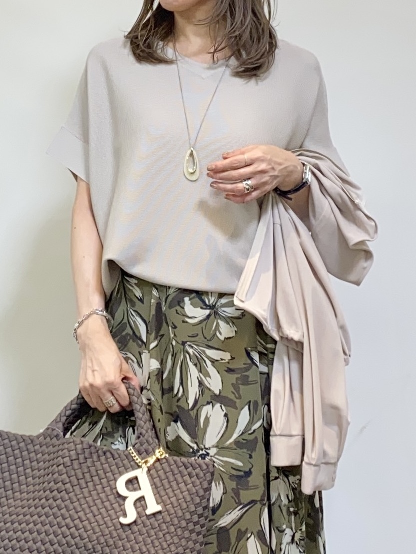 tomoさんの「UNTITLED｜【古畑星夏さん着用/洗える】シアーブルゾン」を使ったコーディネート