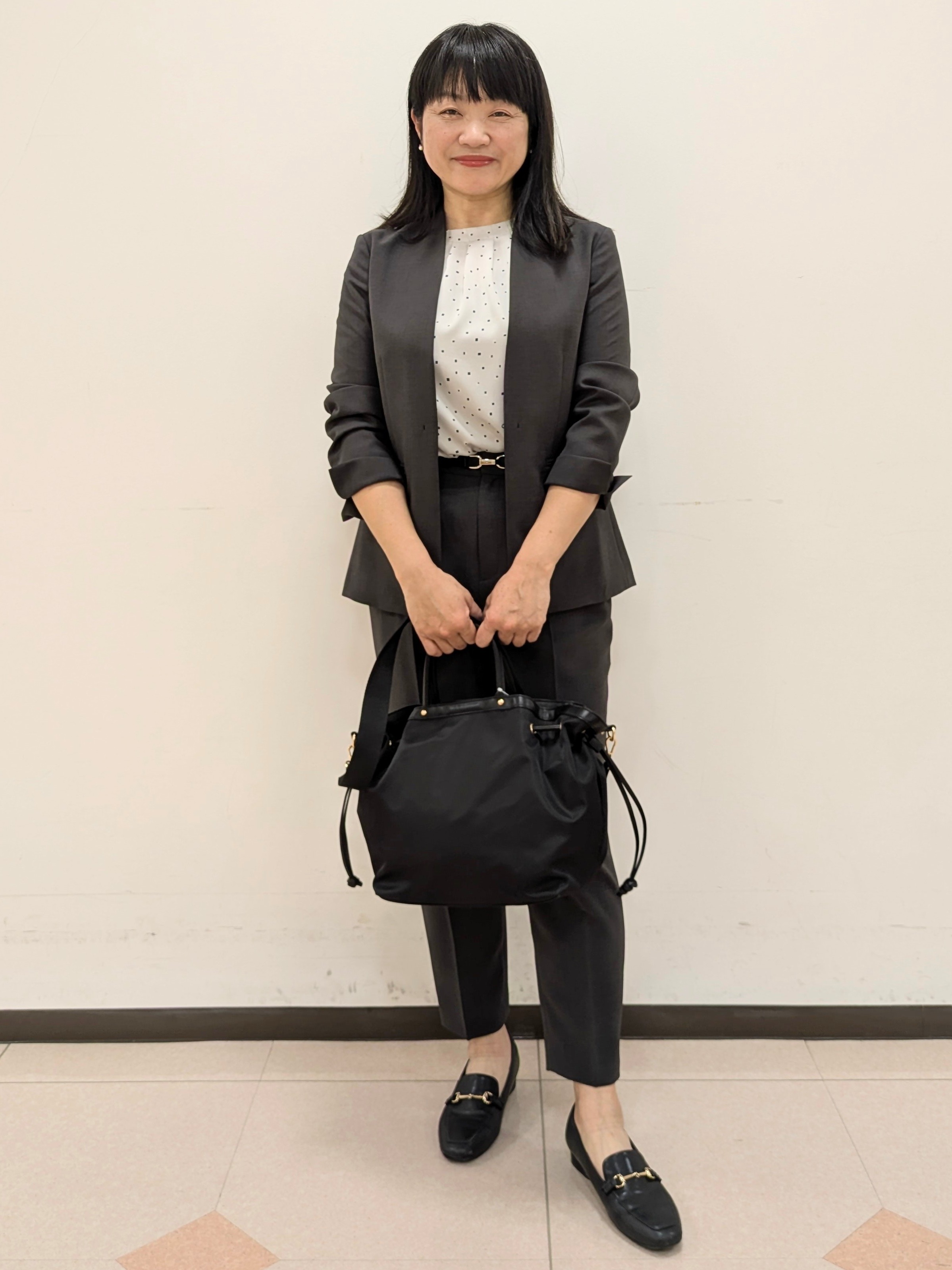 ともさんの「UNTITLED｜【セットアップ可/UV/接触冷感】エアリーノーカラージャケット」を使ったコーディネート