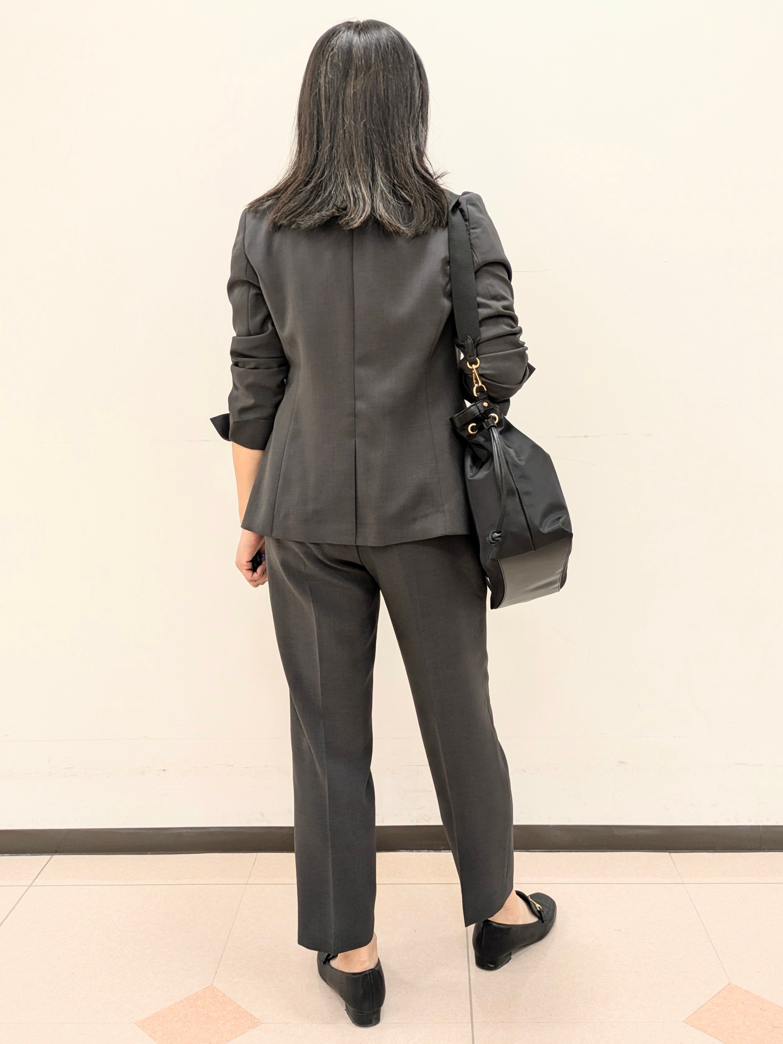 ともさんの「UNTITLED｜【セットアップ可/UV/接触冷感】エアリーノーカラージャケット」を使ったコーディネート