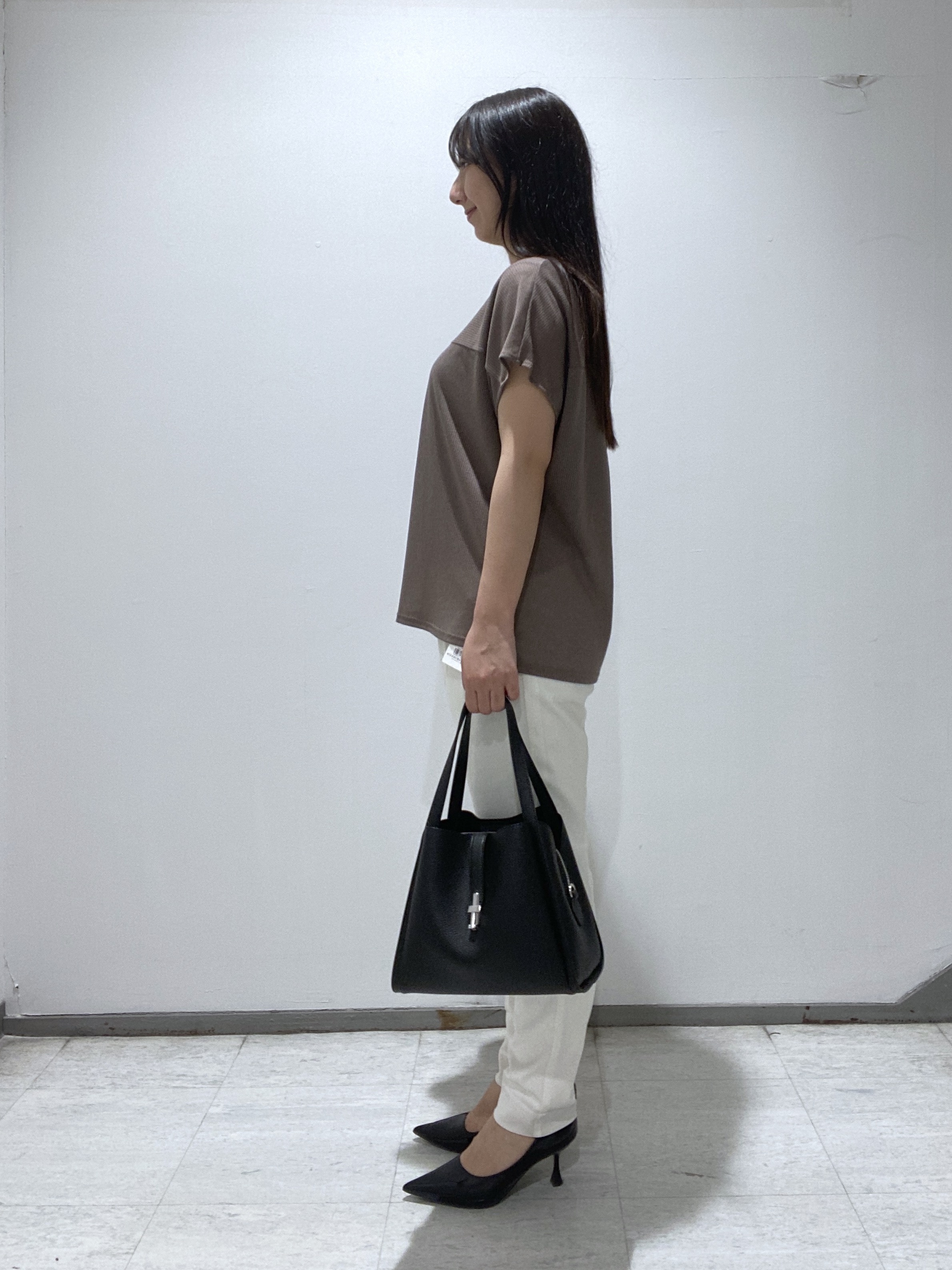 meiさんの「INDIVI｜【洗える／アンサンブル可能】シアースストライプトップス」を使ったコーディネート